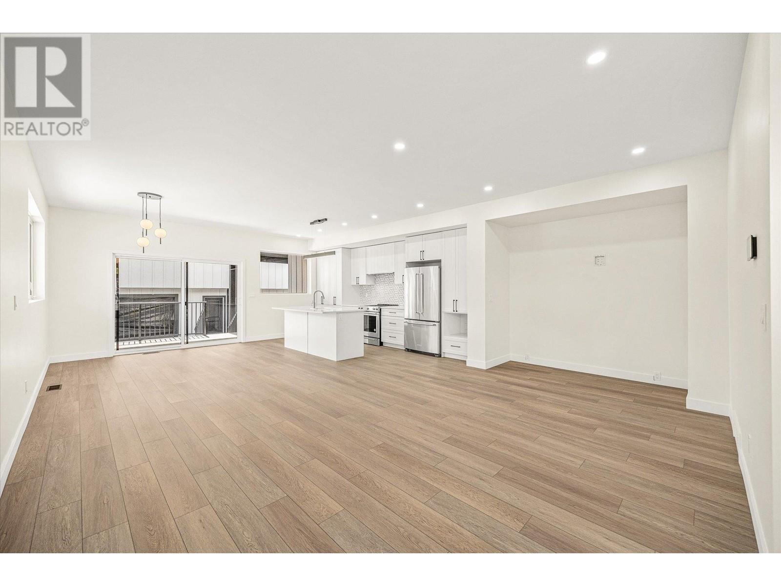 10907 Prairie Valley Road, Summerland, British Columbia  V0H 1Z8 - Photo 9 - 10348871