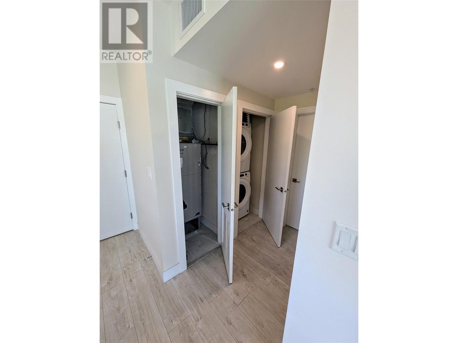 1925 Enterprise Way Unit# 403, Kelowna, British Columbia  V1Y 4P7 - Photo 12 - 10349124