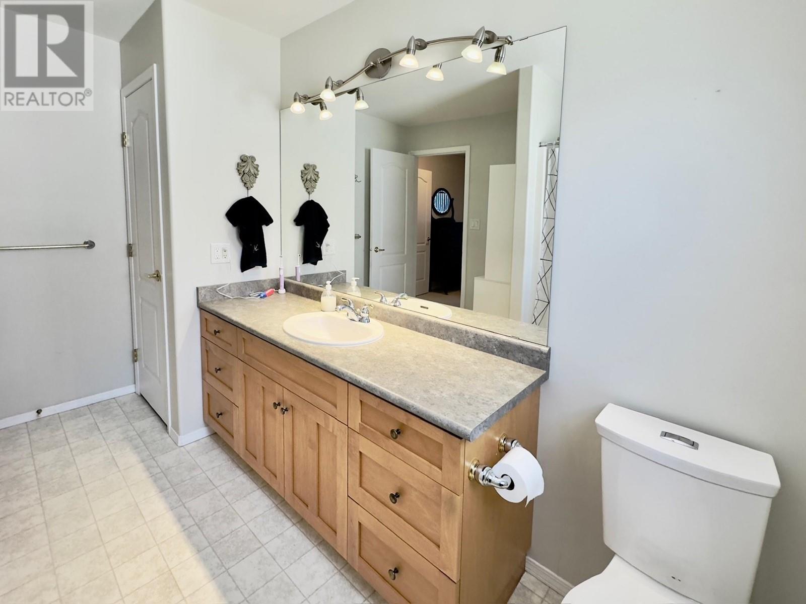 556 Red Wing Drive, Penticton, British Columbia  V2A 8K6 - Photo 19 - 10347866