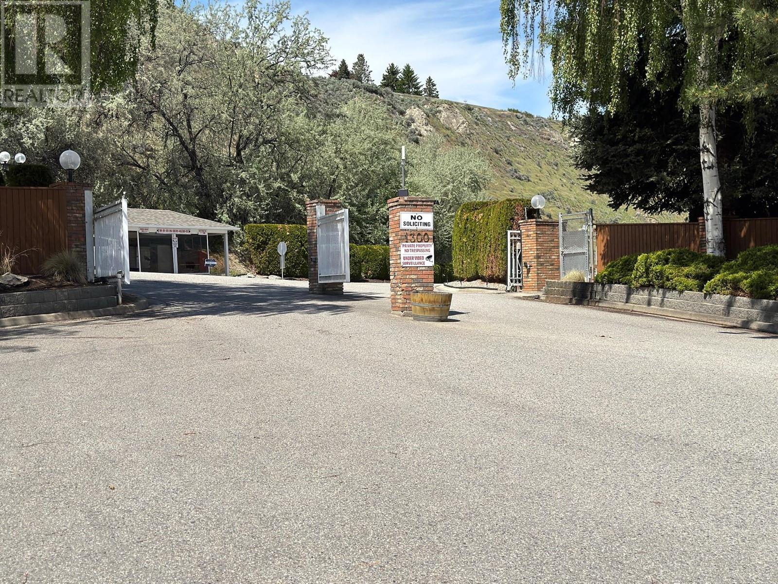 556 Red Wing Drive, Penticton, British Columbia  V2A 8K6 - Photo 32 - 10347866