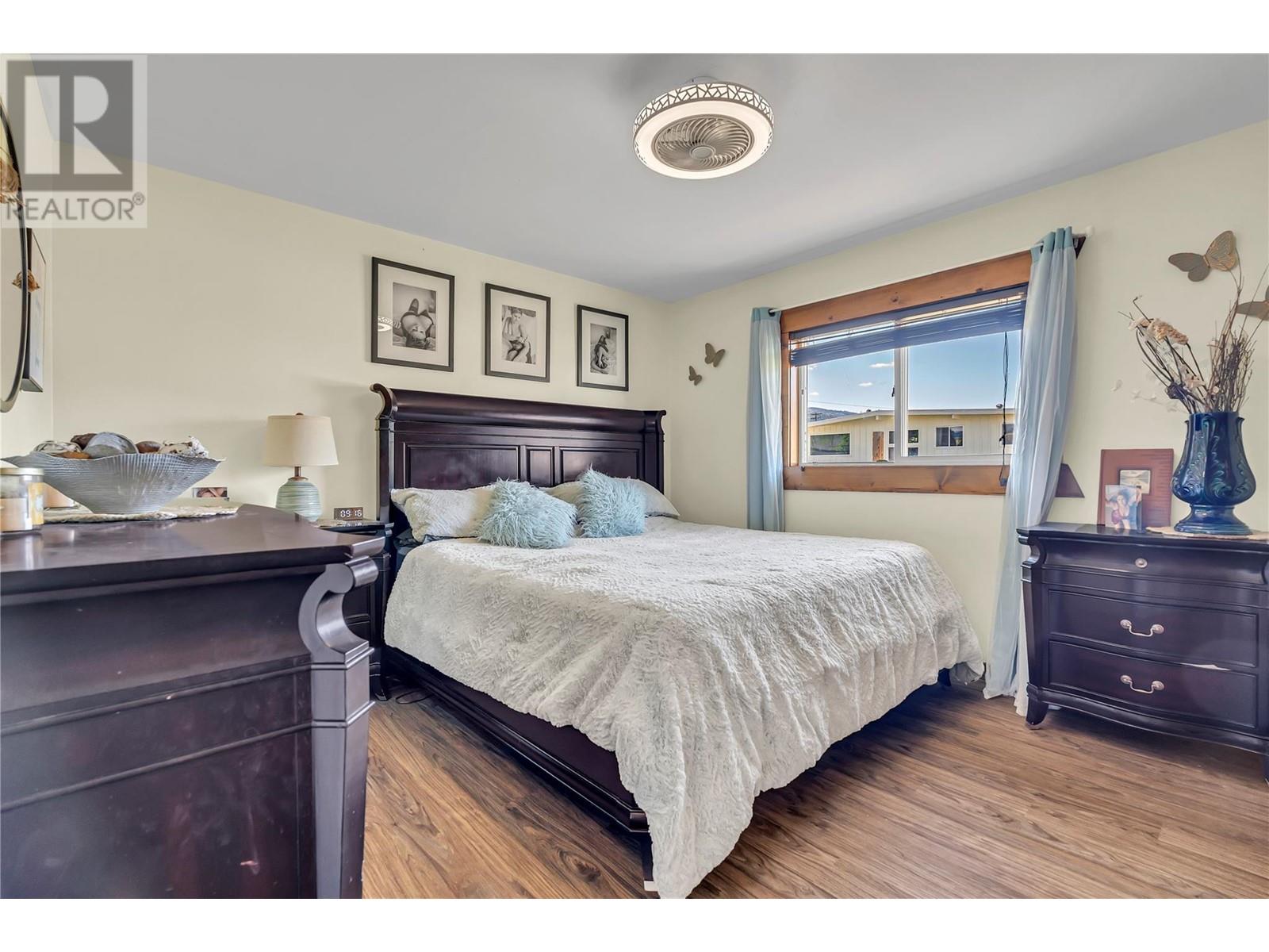 53 Granby Place, Penticton, British Columbia  V2A 2Z3 - Photo 5 - 10349119