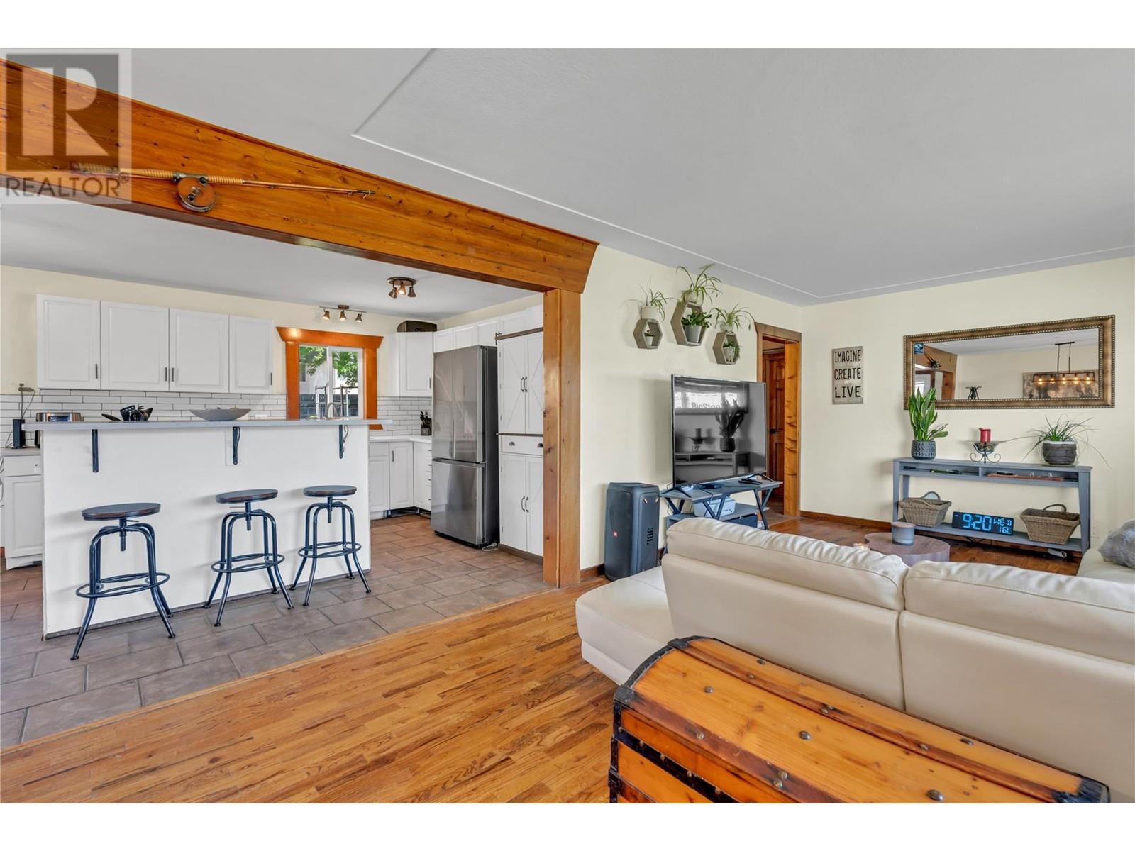 53 Granby Place, Penticton, British Columbia  V2A 2Z3 - Photo 8 - 10349119