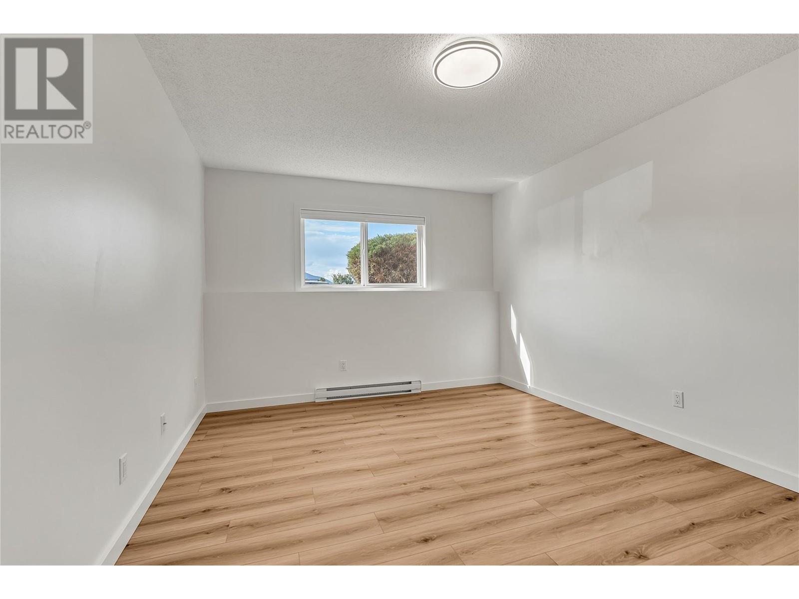 110 Skaha Place Unit# 107, Penticton, British Columbia  V2A 7L1 - Photo 17 - 10349168