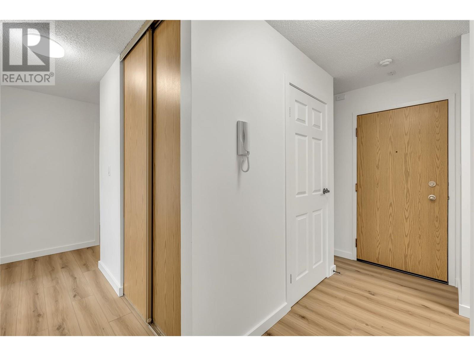 110 Skaha Place Unit# 107, Penticton, British Columbia  V2A 7L1 - Photo 9 - 10349168