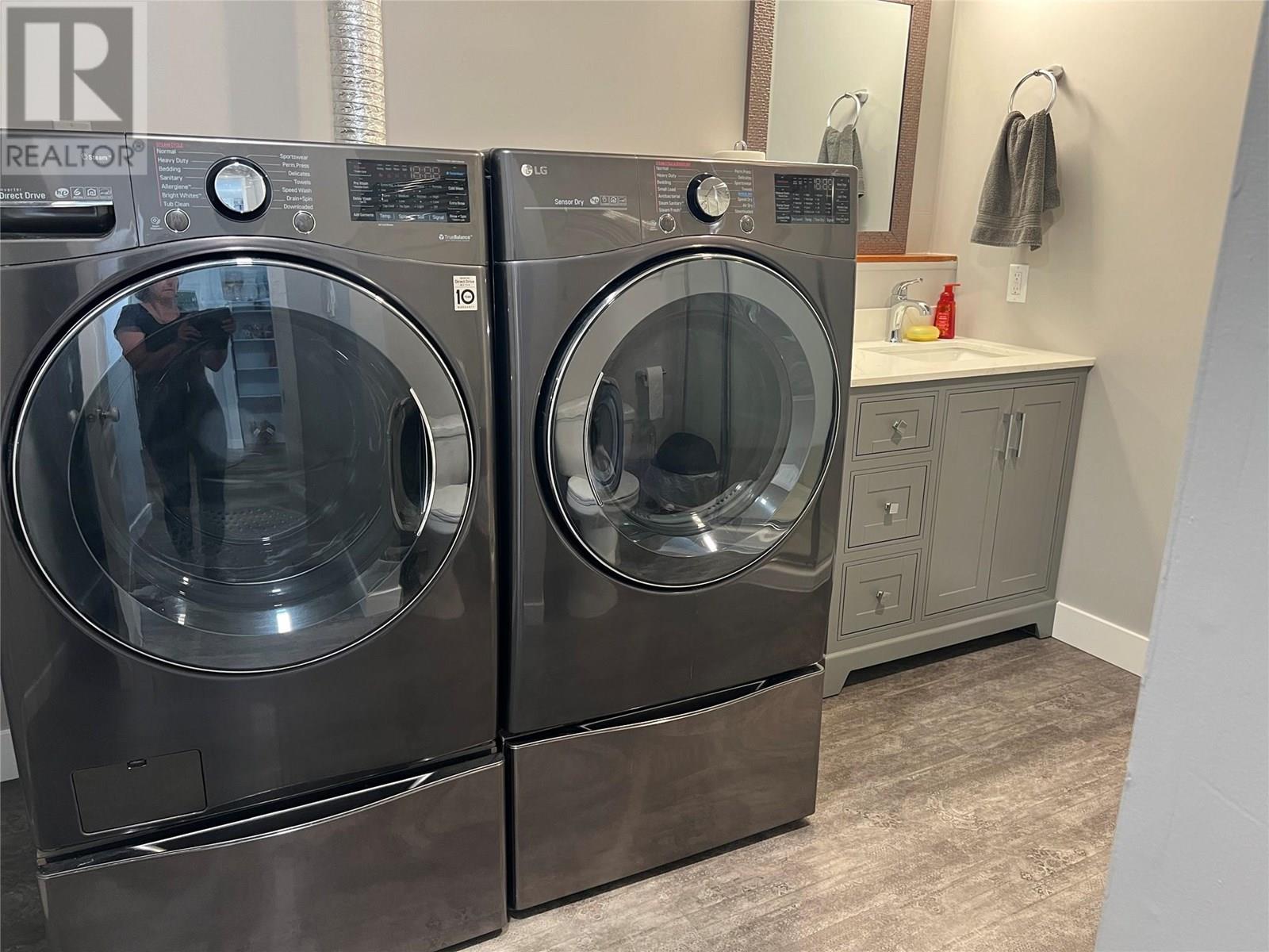 5120 41 Street Ne, Chetwynd, British Columbia  V0C 1J0 - Photo 39 - 10349219