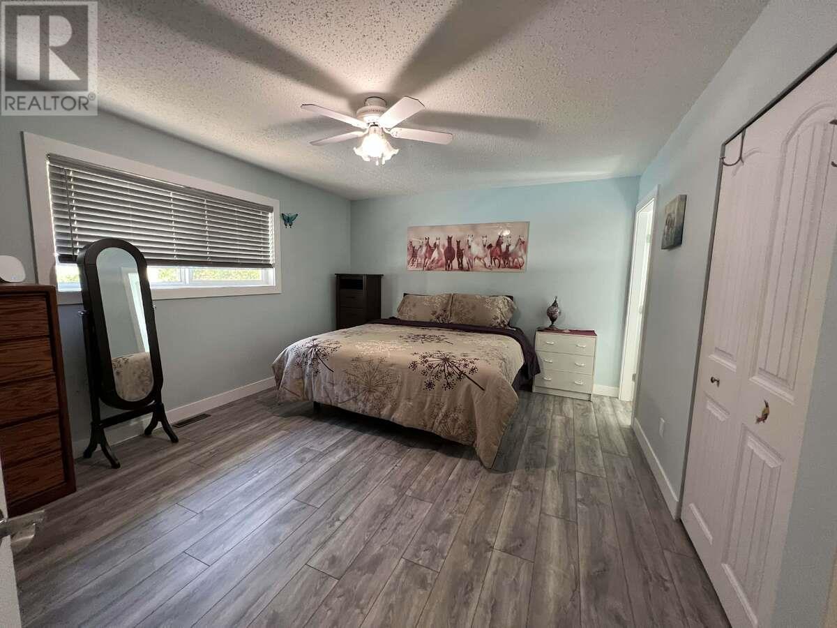 1742 Duncan Avenue E, Penticton, British Columbia  V2A 7E7 - Photo 9 - 10349229