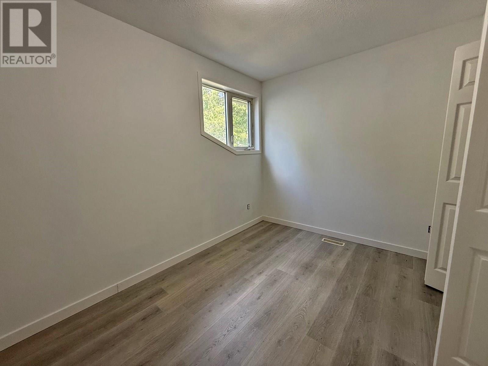 1788 Pinegrove Road, Mclure, British Columbia  V0E 2H0 - Photo 11 - 10349281