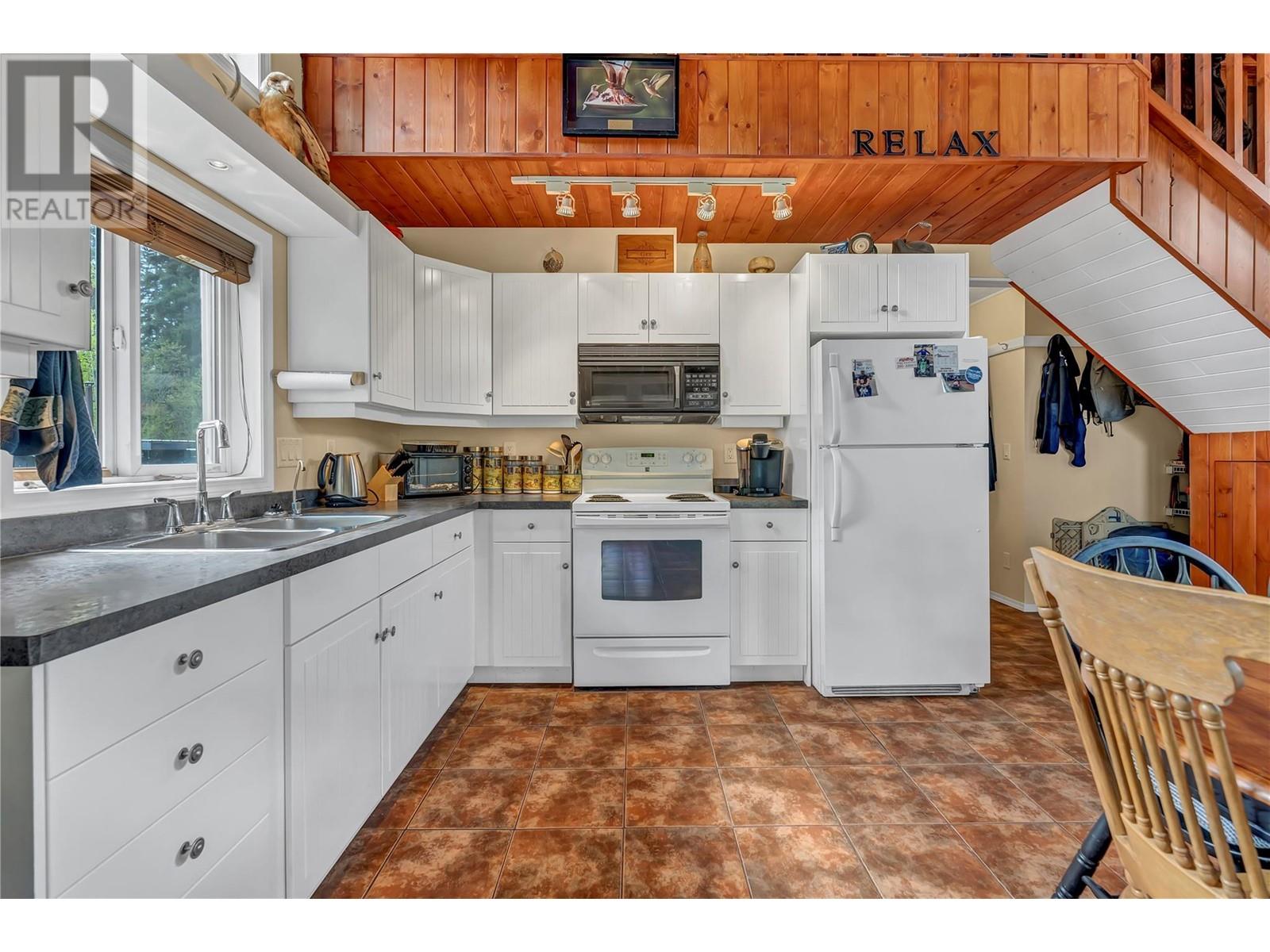 132 Link Lake Road, Princeton, British Columbia  V0X 1W0 - Photo 6 - 10349317