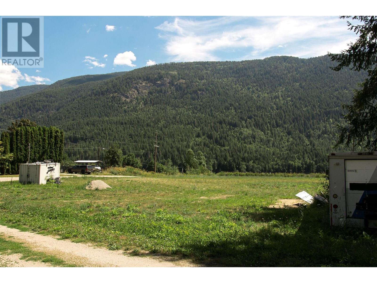 1411 Chalmers Road, Castlegar, British Columbia  V1N 4M7 - Photo 20 - 10349244