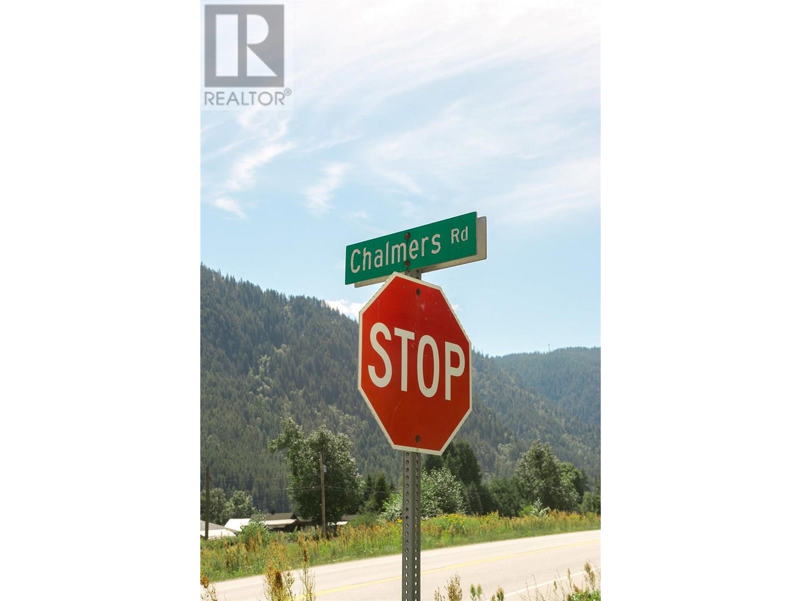 1411 Chalmers Road, Castlegar, British Columbia  V1N 4M7 - Photo 35 - 10349244