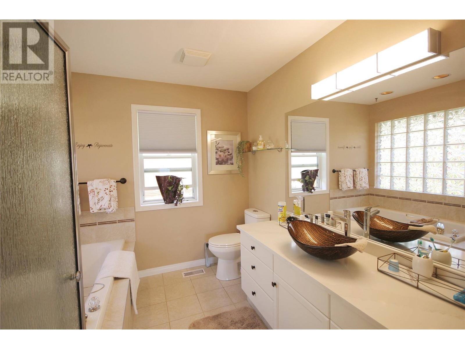1608 Holden Road, Penticton, British Columbia  V2A 8M9 - Photo 15 - 10349146
