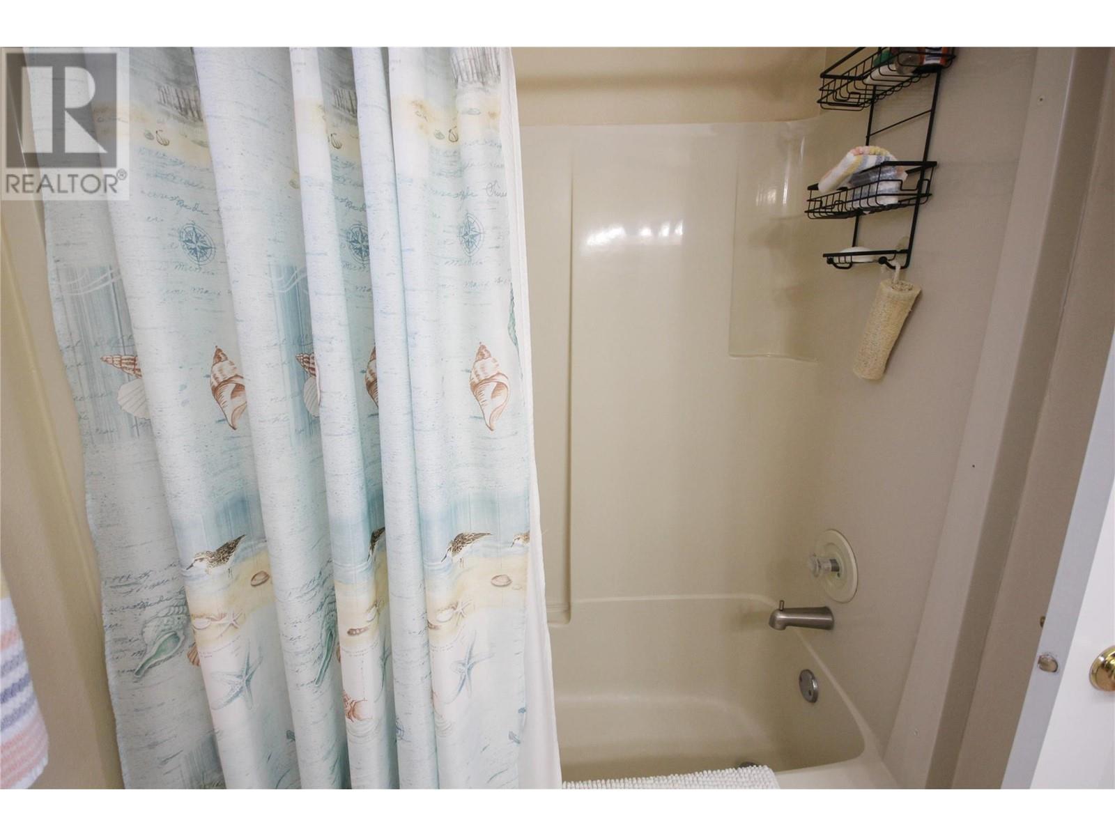 1608 Holden Road, Penticton, British Columbia  V2A 8M9 - Photo 34 - 10349146