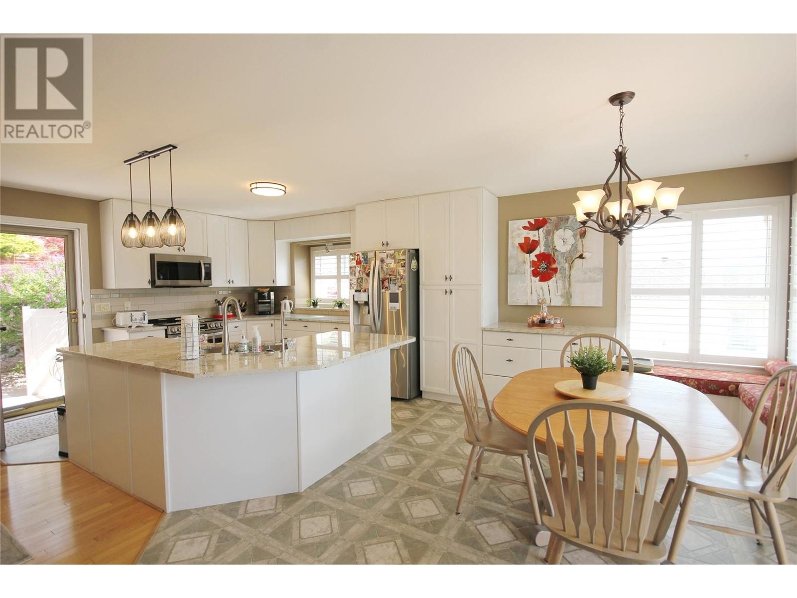1608 Holden Road, Penticton, British Columbia  V2A 8M9 - Photo 6 - 10349146