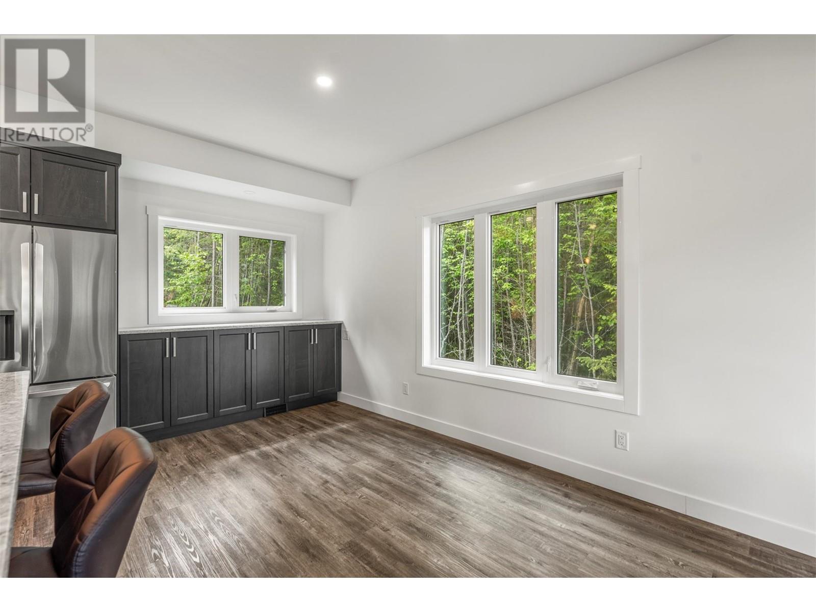 5064 Ridge Road, Eagle Bay, British Columbia  V0E 1T0 - Photo 31 - 10349295