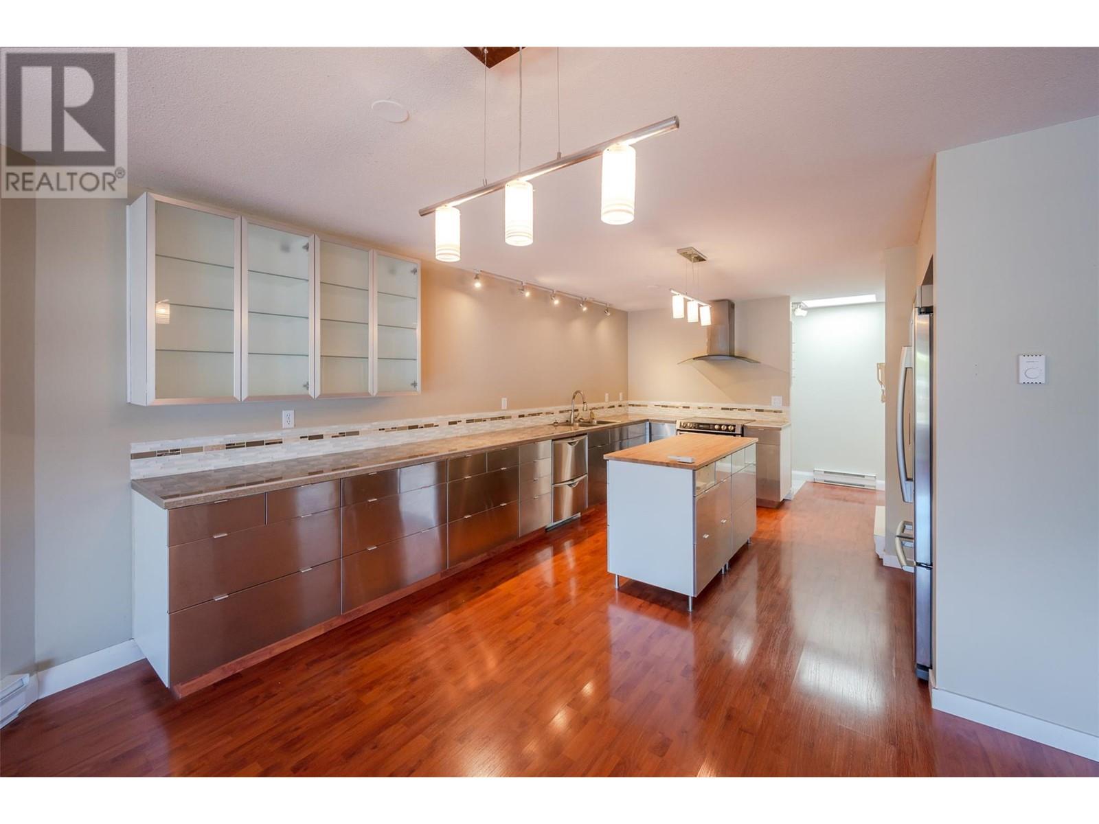 208 Ellis Street Unit# 303, Penticton, British Columbia  V2A 4L6 - Photo 16 - 10349357