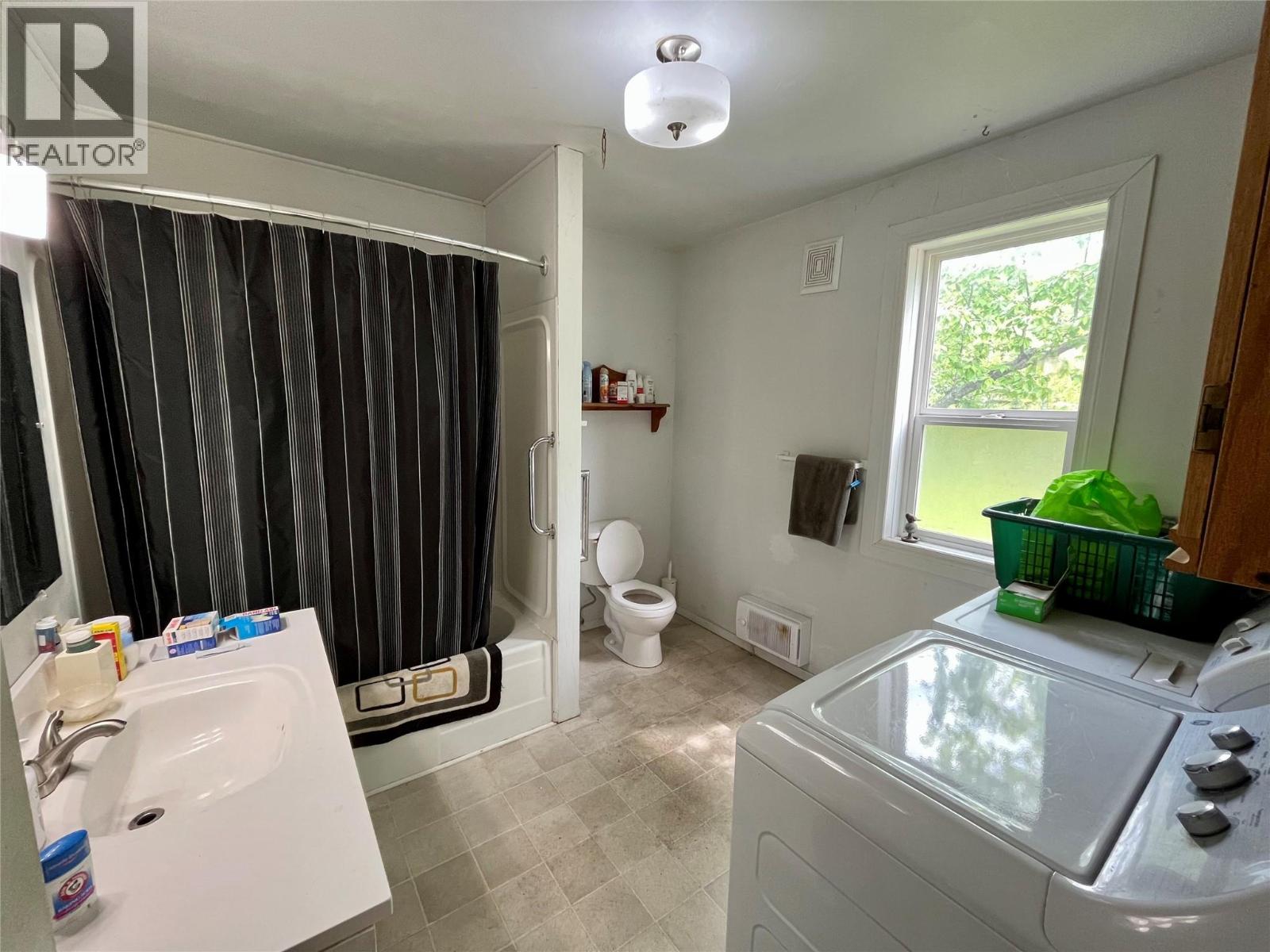 740 Highway 6 S, Nakusp, British Columbia  V0G 1R0 - Photo 10 - 10349240