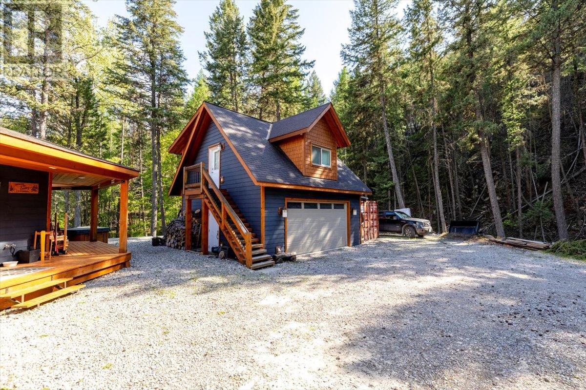 9942 Osprey Landing Drive, Wardner, British Columbia  V0B 2J0 - Photo 48 - 10349340