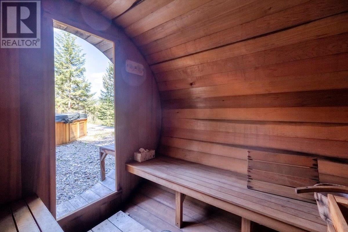 9942 Osprey Landing Drive, Wardner, British Columbia  V0B 2J0 - Photo 51 - 10349340