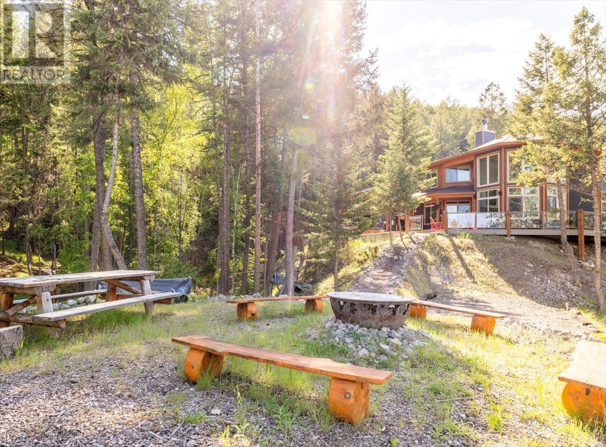 9942 Osprey Landing Drive, Wardner, British Columbia  V0B 2J0 - Photo 63 - 10349340