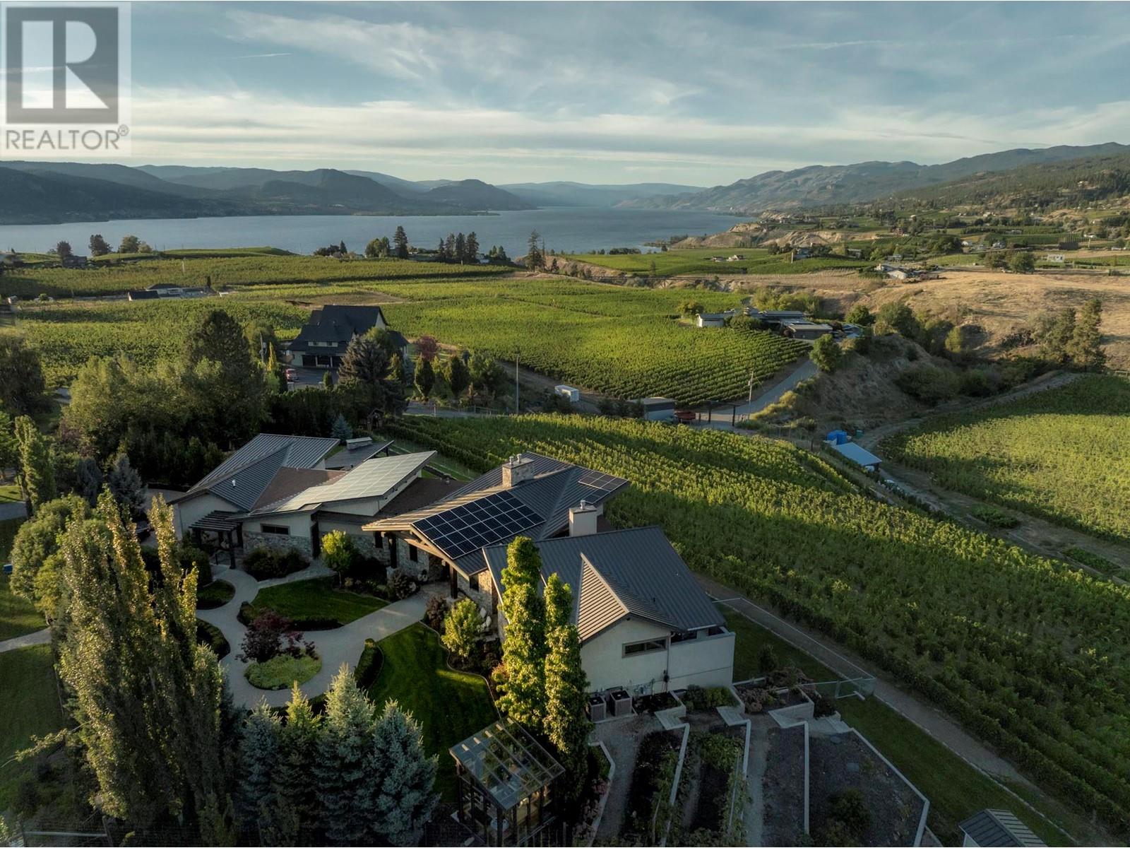 1291 Corbishley Avenue, Penticton, British Columbia  V2A 8V2 - Photo 4 - 10349406