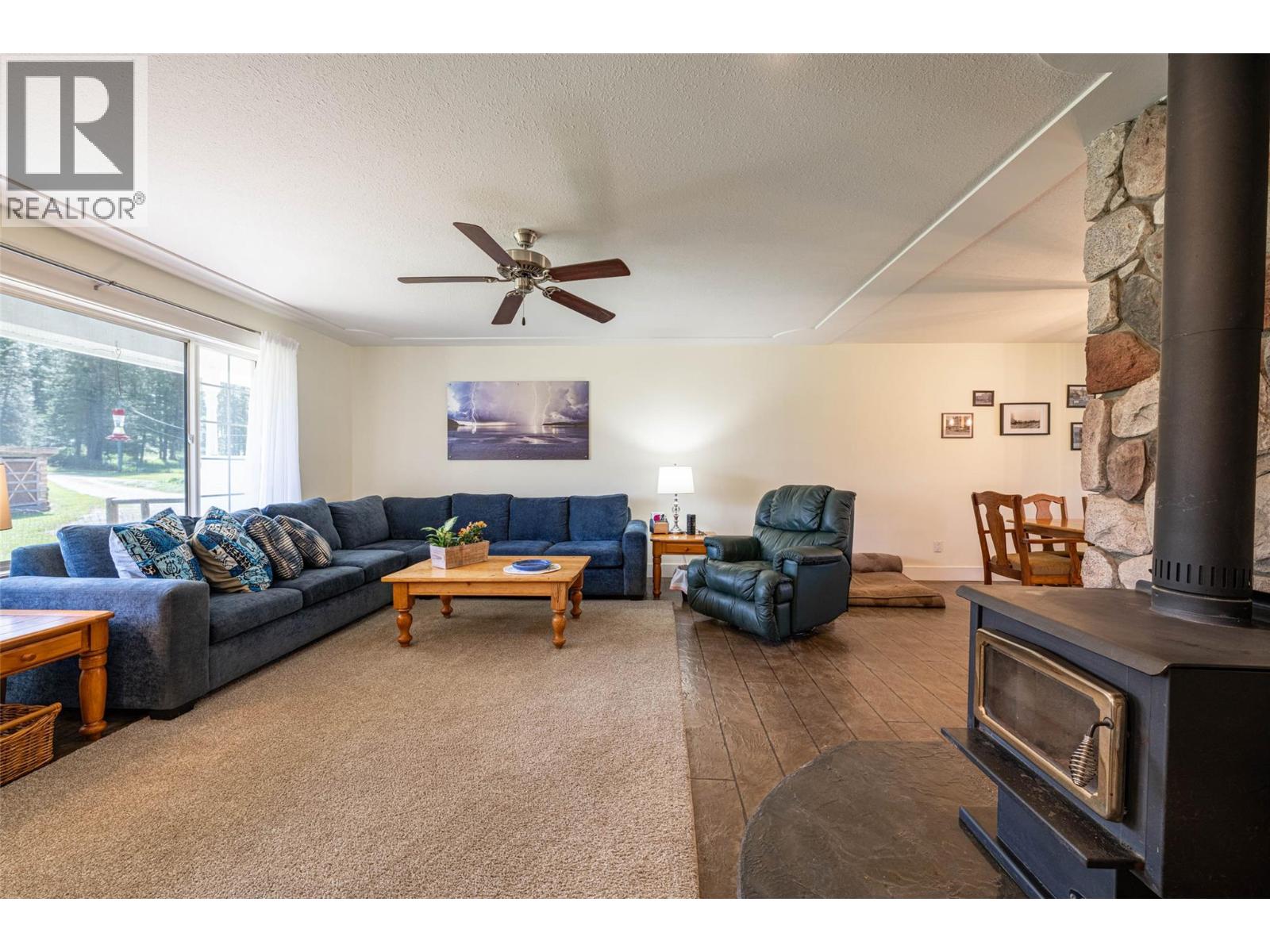 4858 Salmon River Road, Spallumcheen, British Columbia  V0E 1B4 - Photo 29 - 10347783