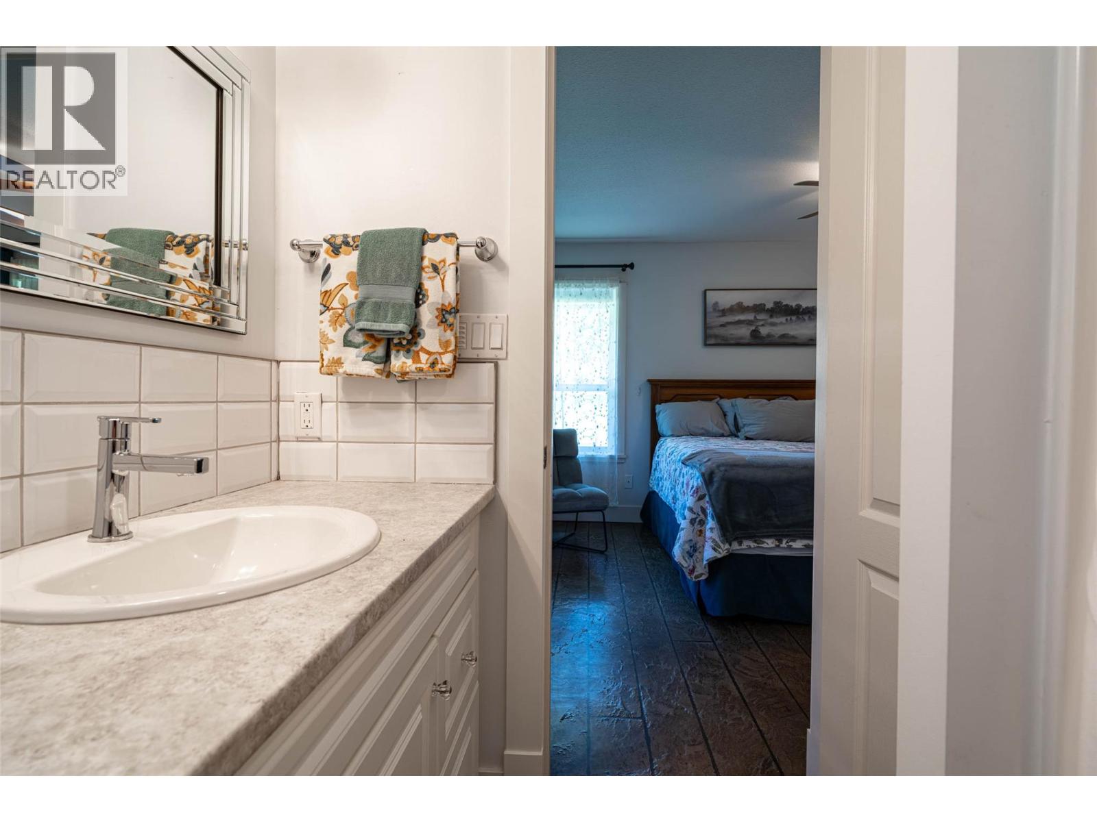 4858 Salmon River Road, Spallumcheen, British Columbia  V0E 1B4 - Photo 40 - 10347783