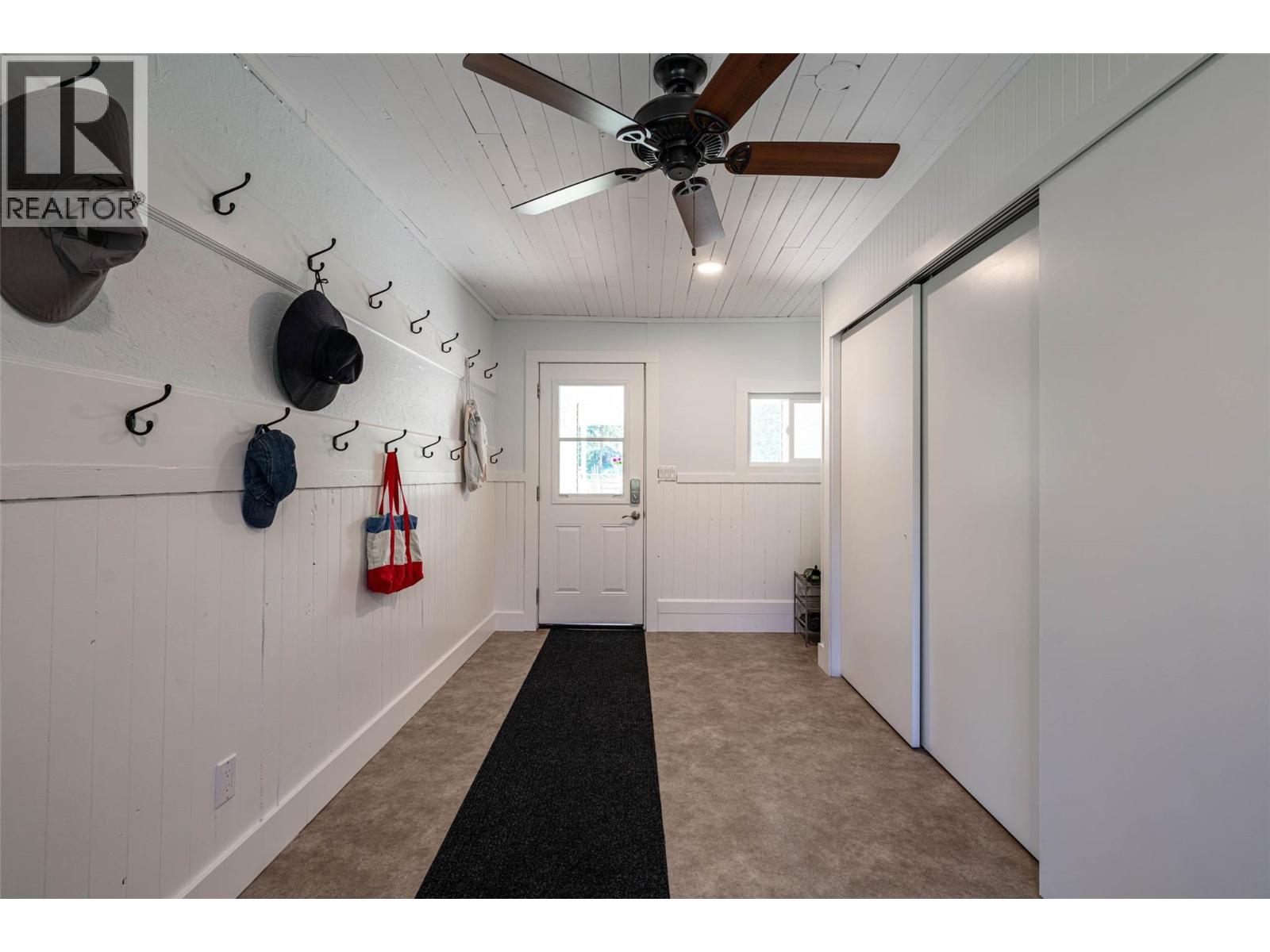 4858 Salmon River Road, Spallumcheen, British Columbia  V0E 1B4 - Photo 53 - 10347783