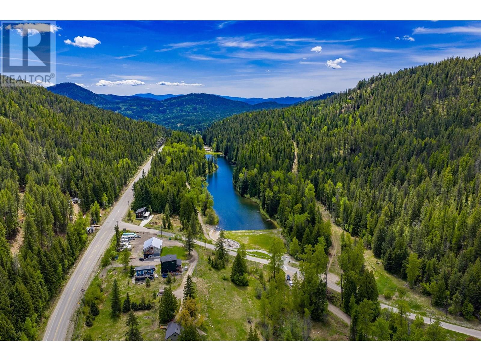 201 Joliffe Way, Rossland, British Columbia  V0G 1Y0 - Photo 11 - 10349320