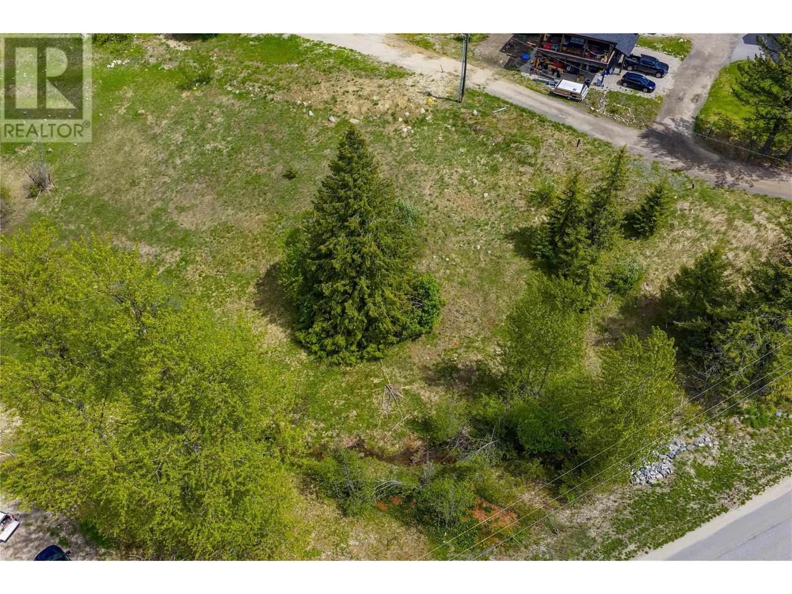 201 Joliffe Way, Rossland, British Columbia  V0G 1Y0 - Photo 2 - 10349320