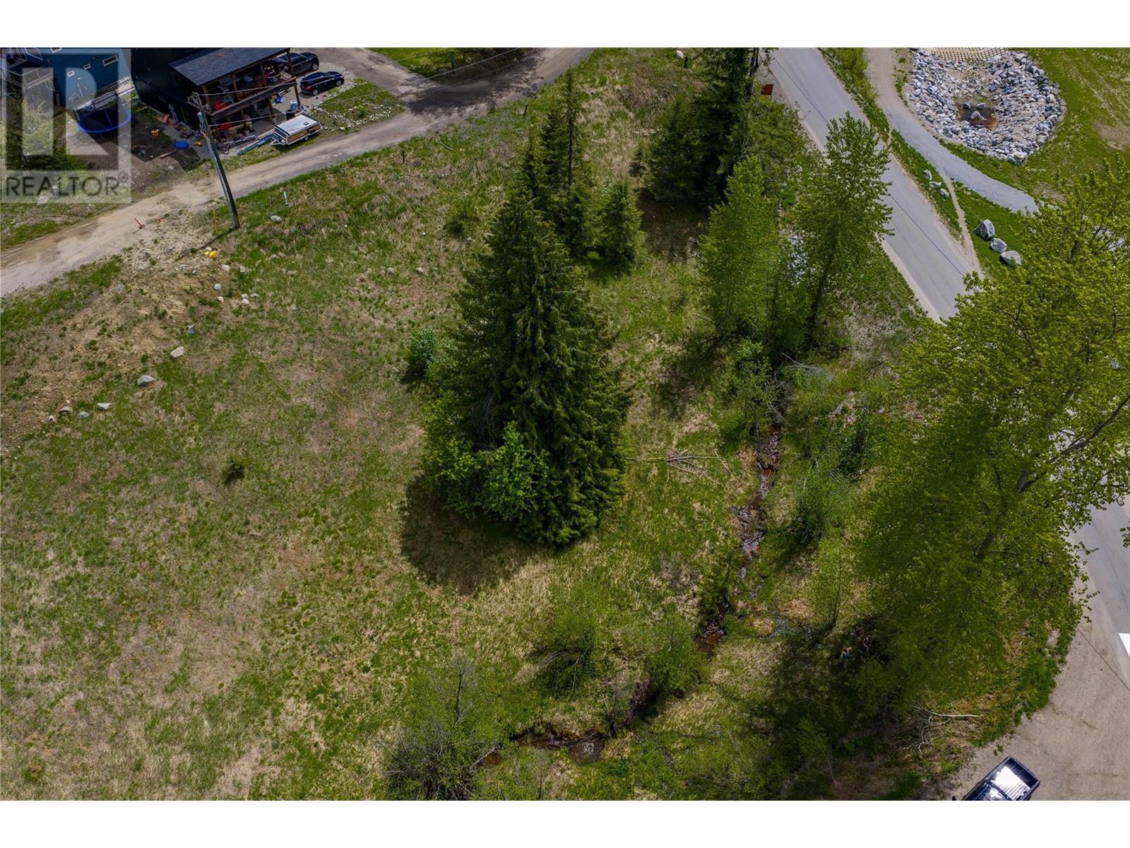 201 Joliffe Way, Rossland, British Columbia  V0G 1Y0 - Photo 5 - 10349320