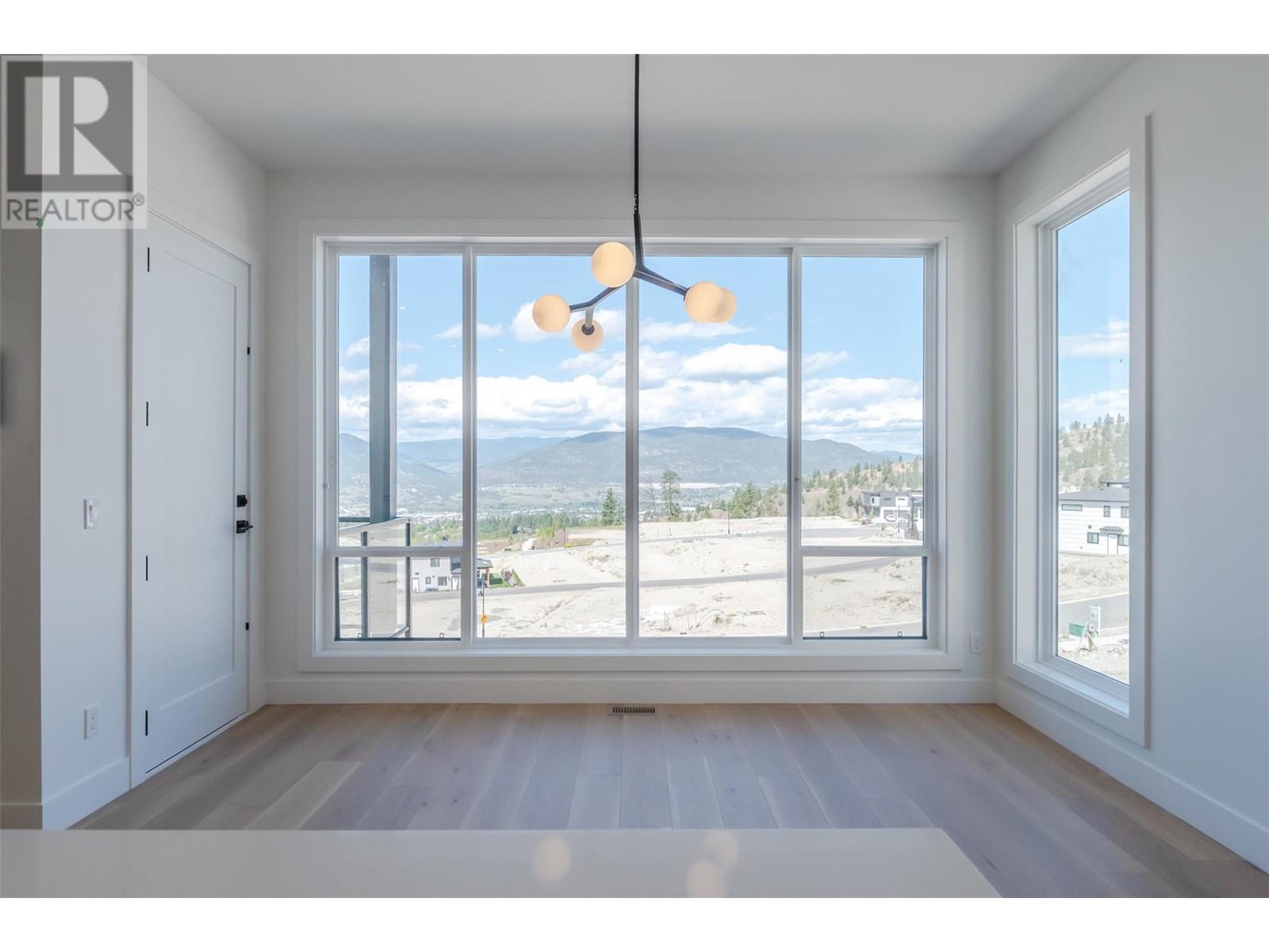 1163 Elk Street, Penticton, British Columbia  V2A 0C9 - Photo 4 - 10349527