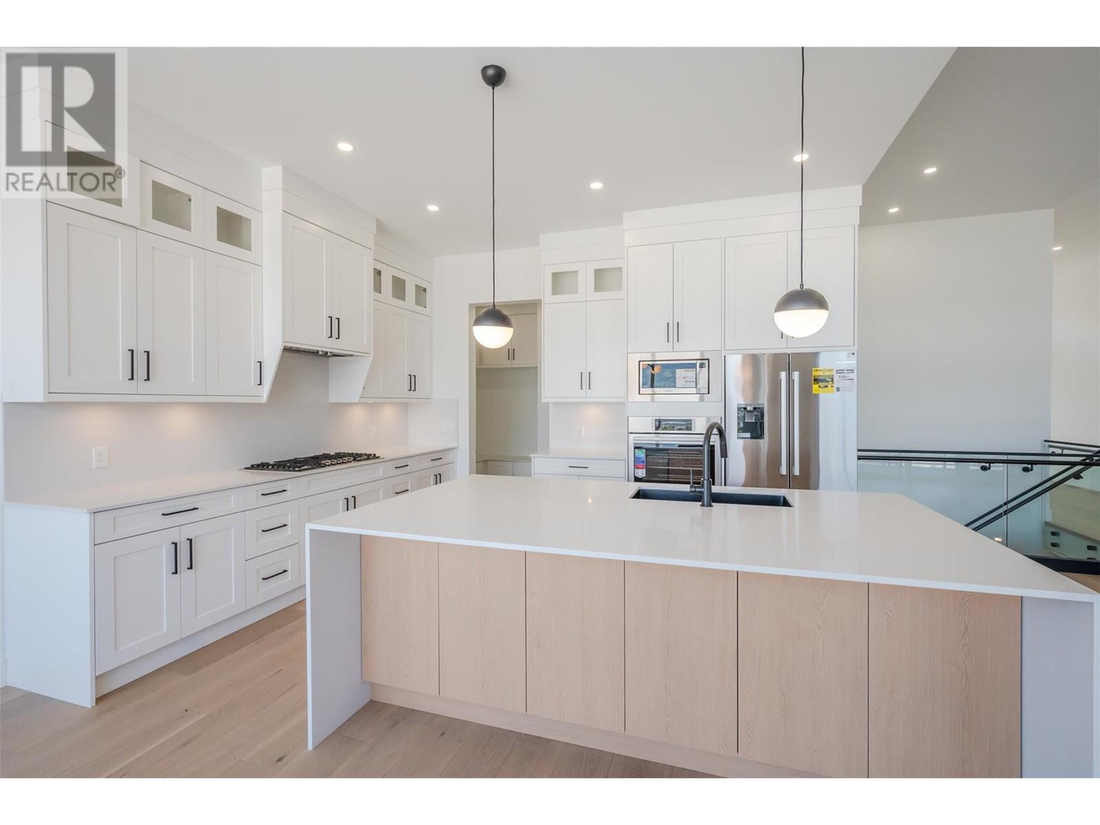 1163 Elk Street, Penticton, British Columbia  V2A 0C9 - Photo 7 - 10349527