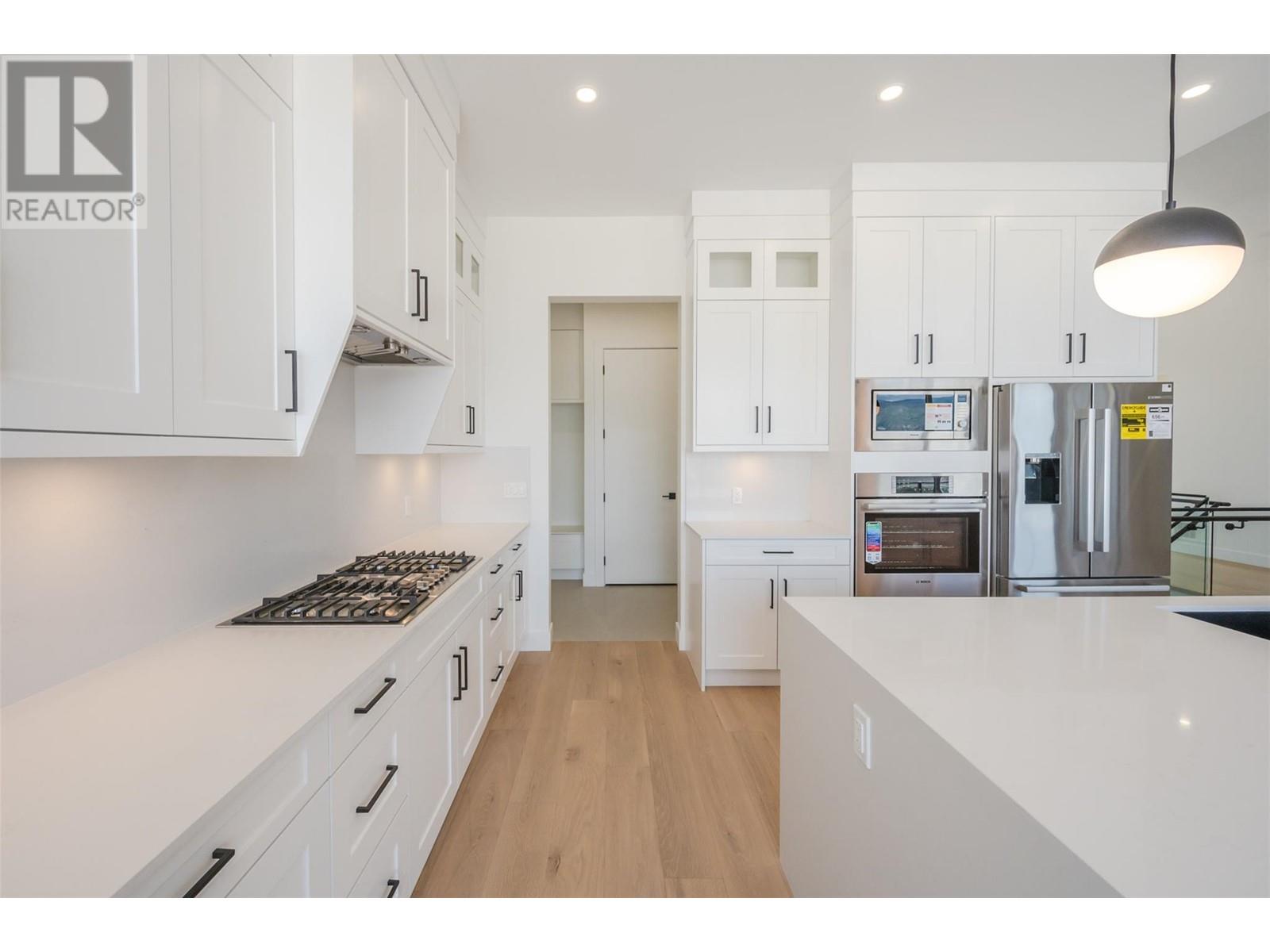 1163 Elk Street, Penticton, British Columbia  V2A 0C9 - Photo 9 - 10349527