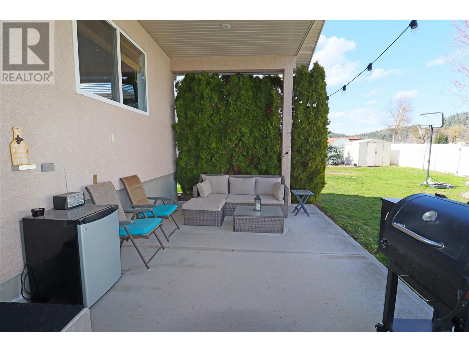 2160 Brycen Place, Grand Forks, British Columbia  V0H 1H0 - Photo 17 - 10349553