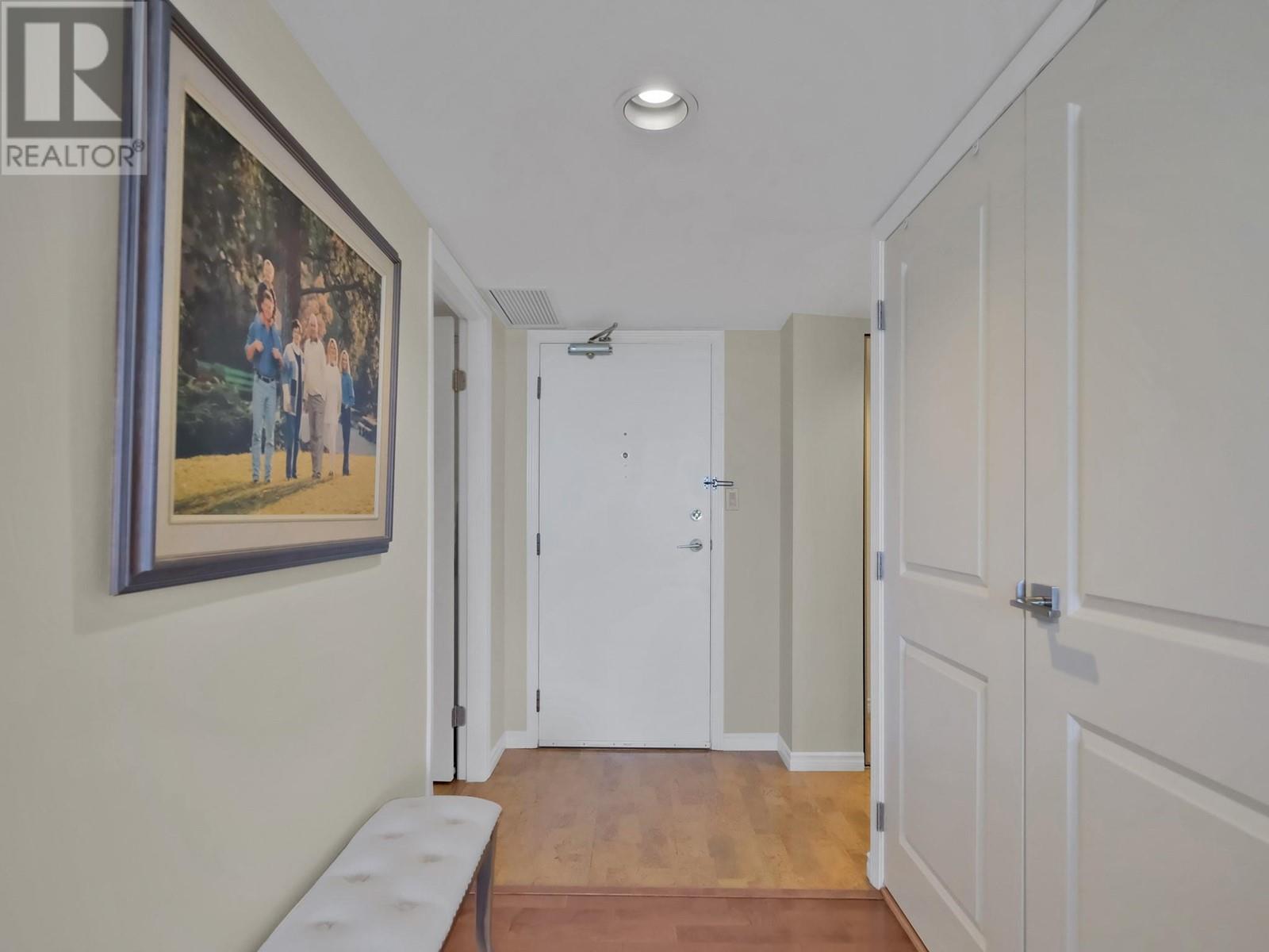 86 Lakeshore Drive Unit# 302, Penticton, British Columbia  V2A 1B5 - Photo 2 - 10349568