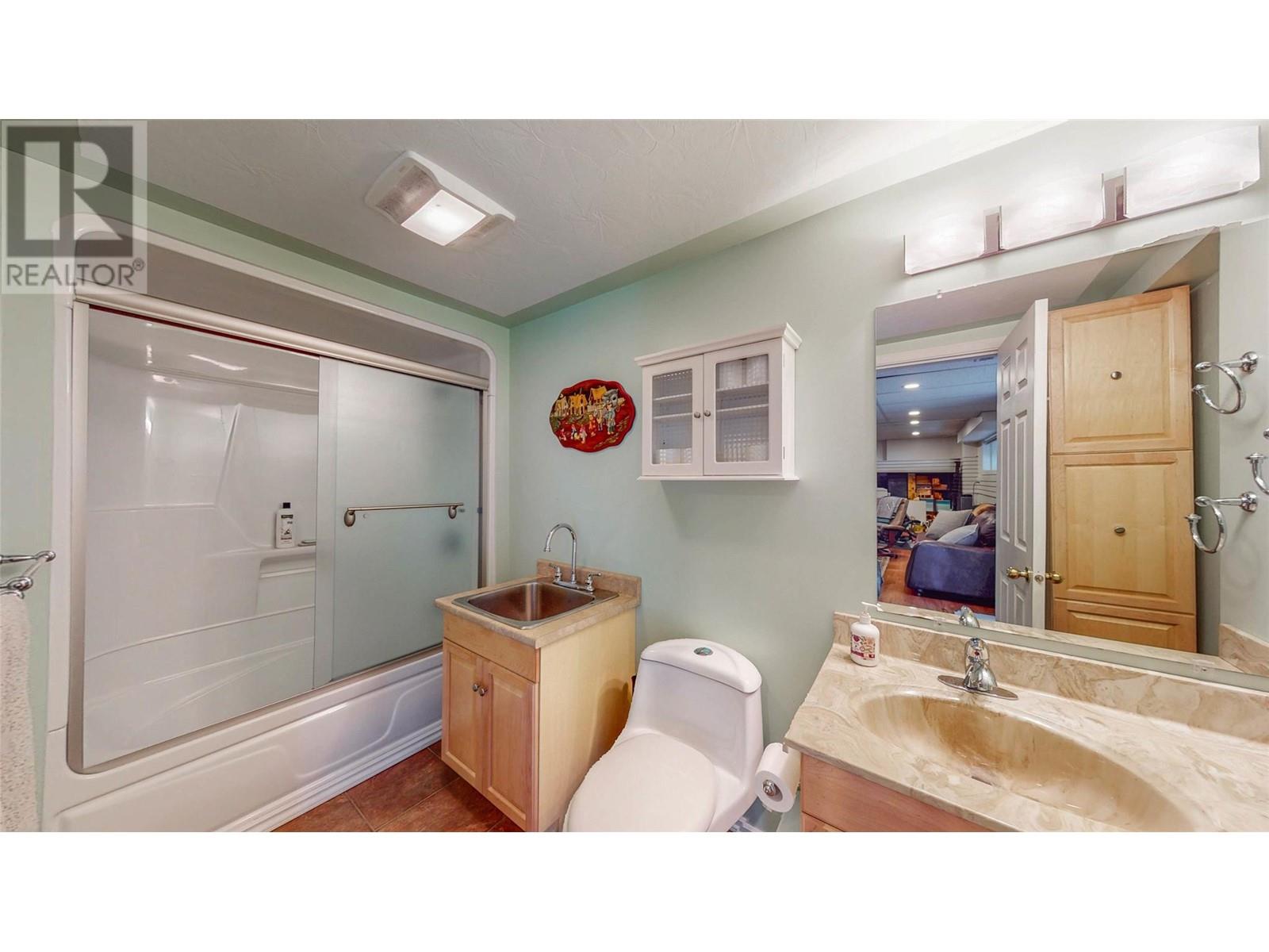 5896 Fairview Place, Oliver, British Columbia  V0H 1T1 - Photo 31 - 10349380