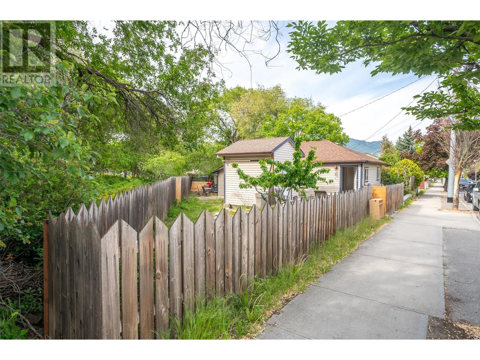 508 Eckhardt Avenue E, Penticton, British Columbia  V2A 1Z8 - Photo 41 - 10348214