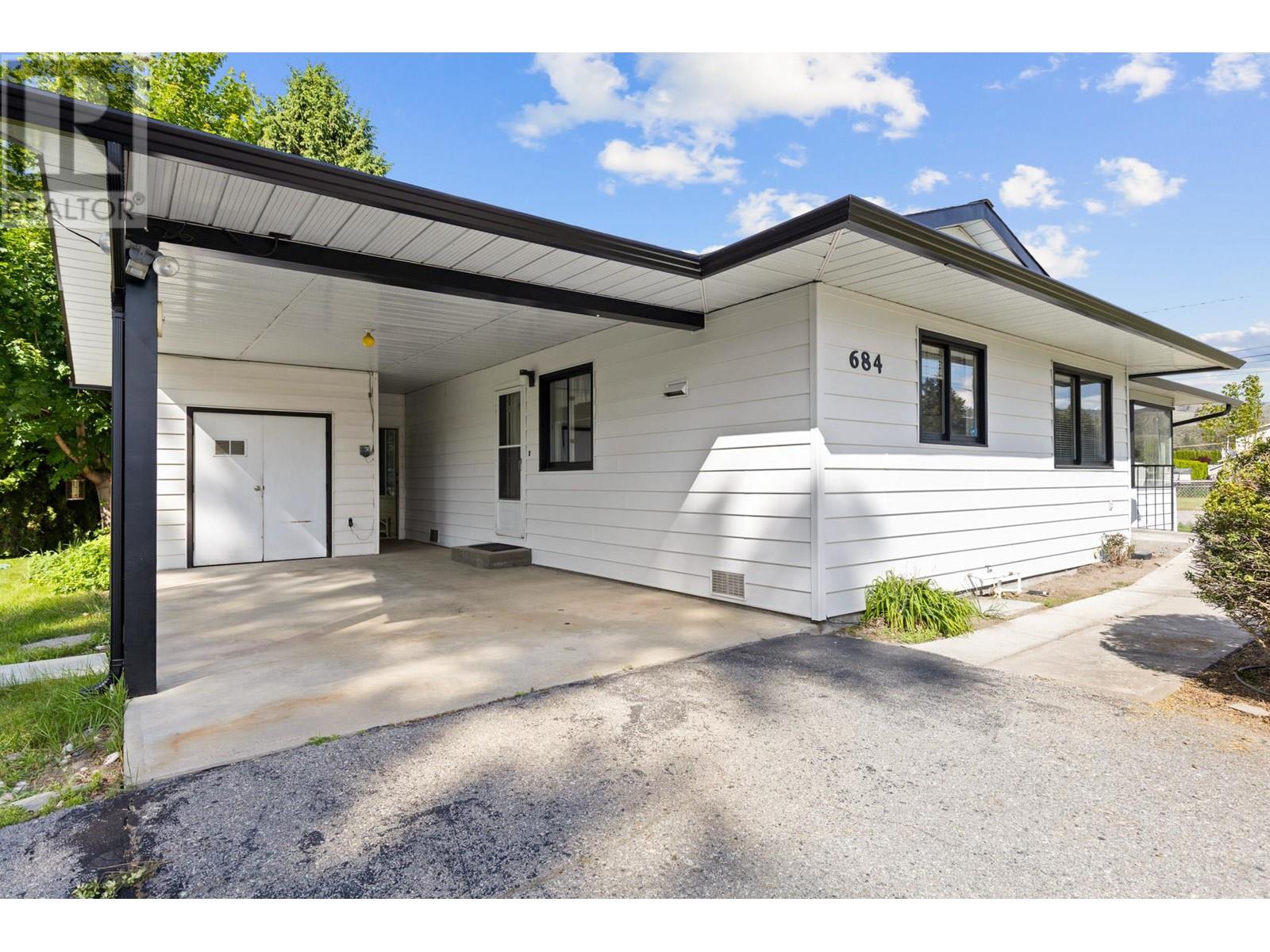 684 Merlot Avenue, Oliver, British Columbia  V0H 1T4 - Photo 39 - 10349626