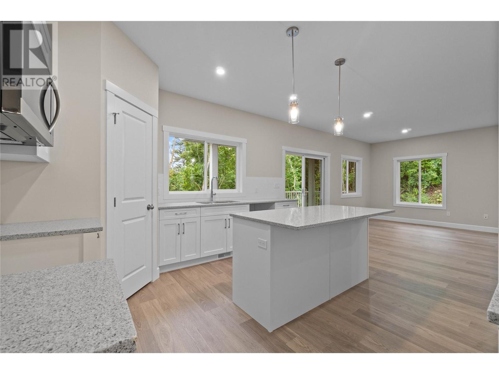 806 Cliff Avenue Unit# 104, Enderby, British Columbia  V0E 1V1 - Photo 16 - 10349545