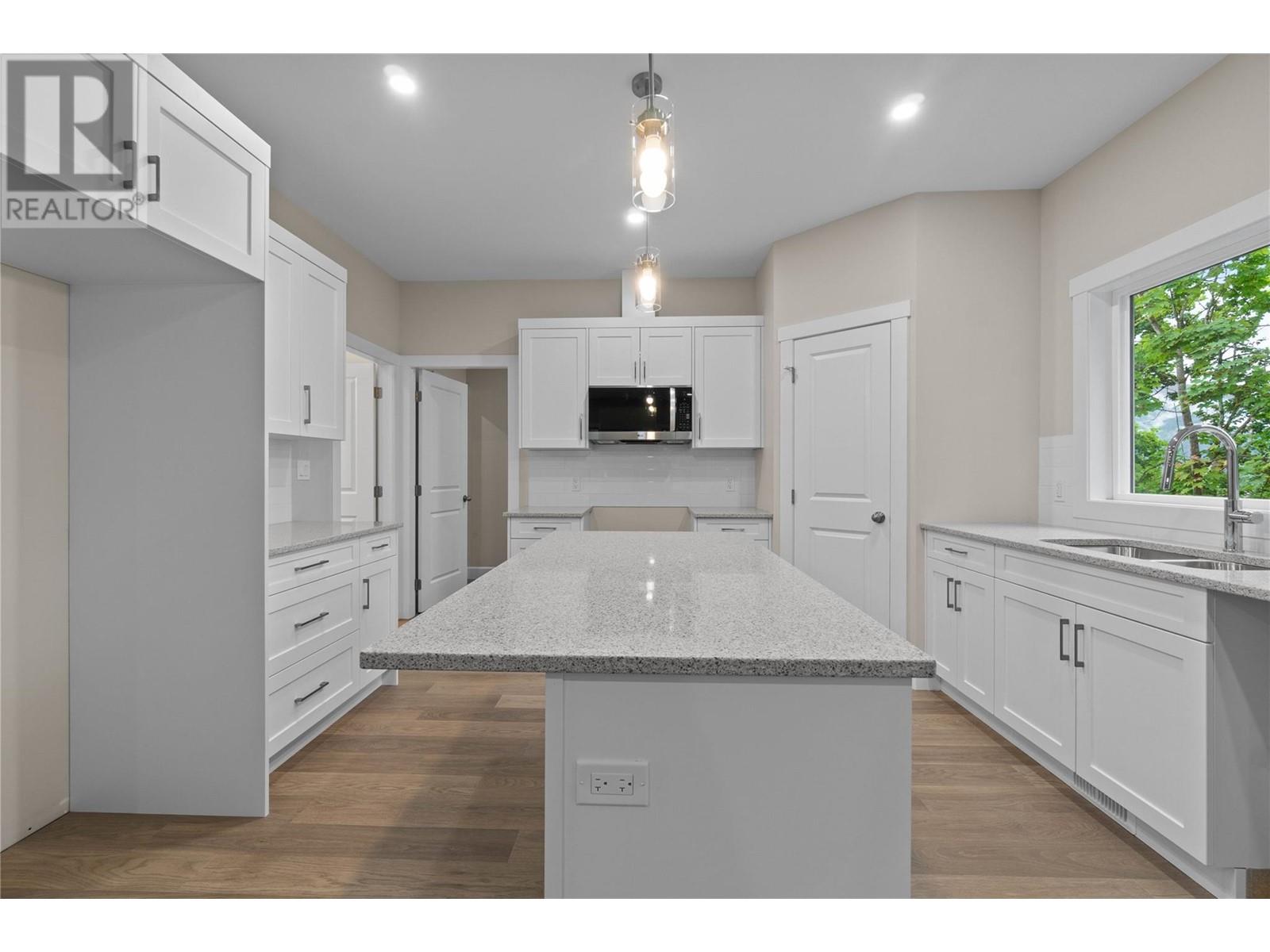 806 Cliff Avenue Unit# 104, Enderby, British Columbia  V0E 1V1 - Photo 22 - 10349545