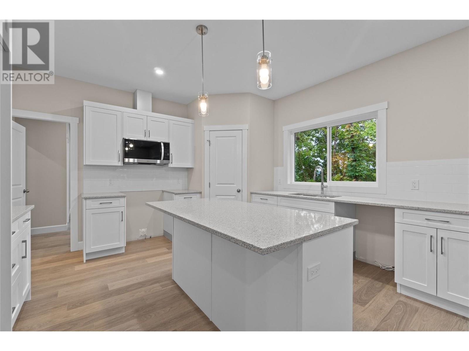 806 Cliff Avenue Unit# 104, Enderby, British Columbia  V0E 1V1 - Photo 23 - 10349545