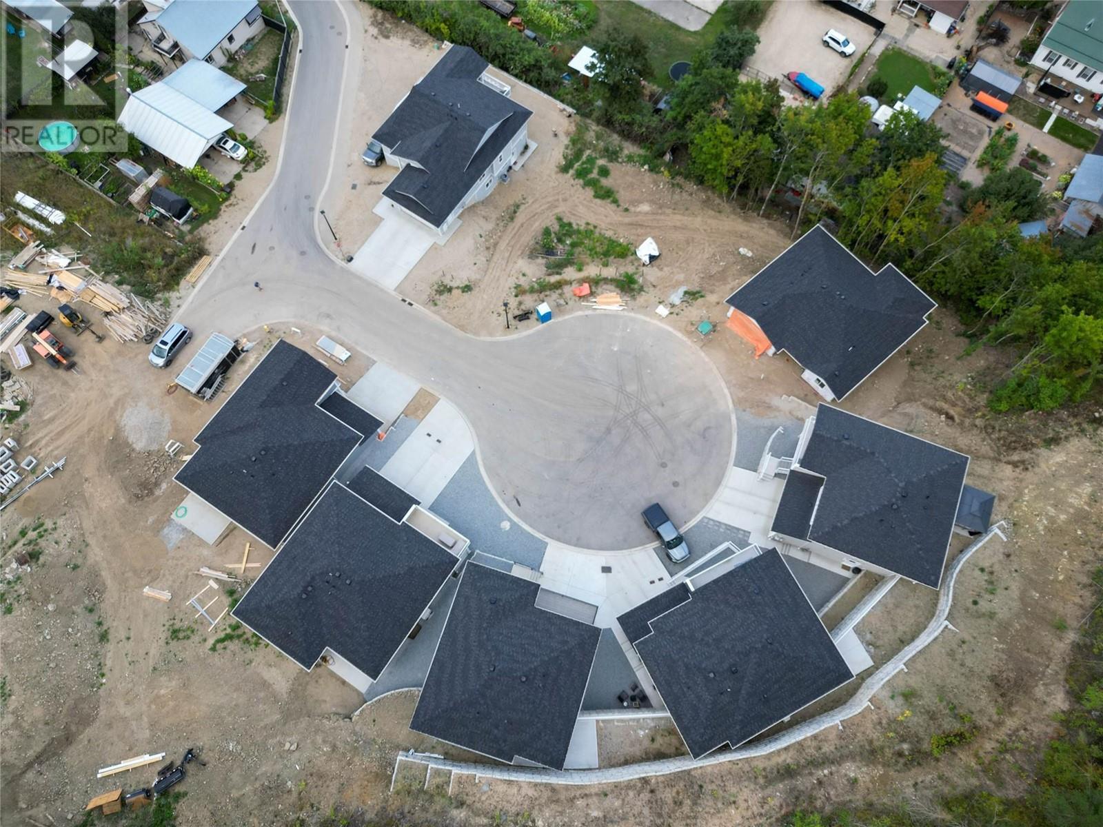 806 Cliff Avenue Unit# 104, Enderby, British Columbia  V0E 1V1 - Photo 3 - 10349545