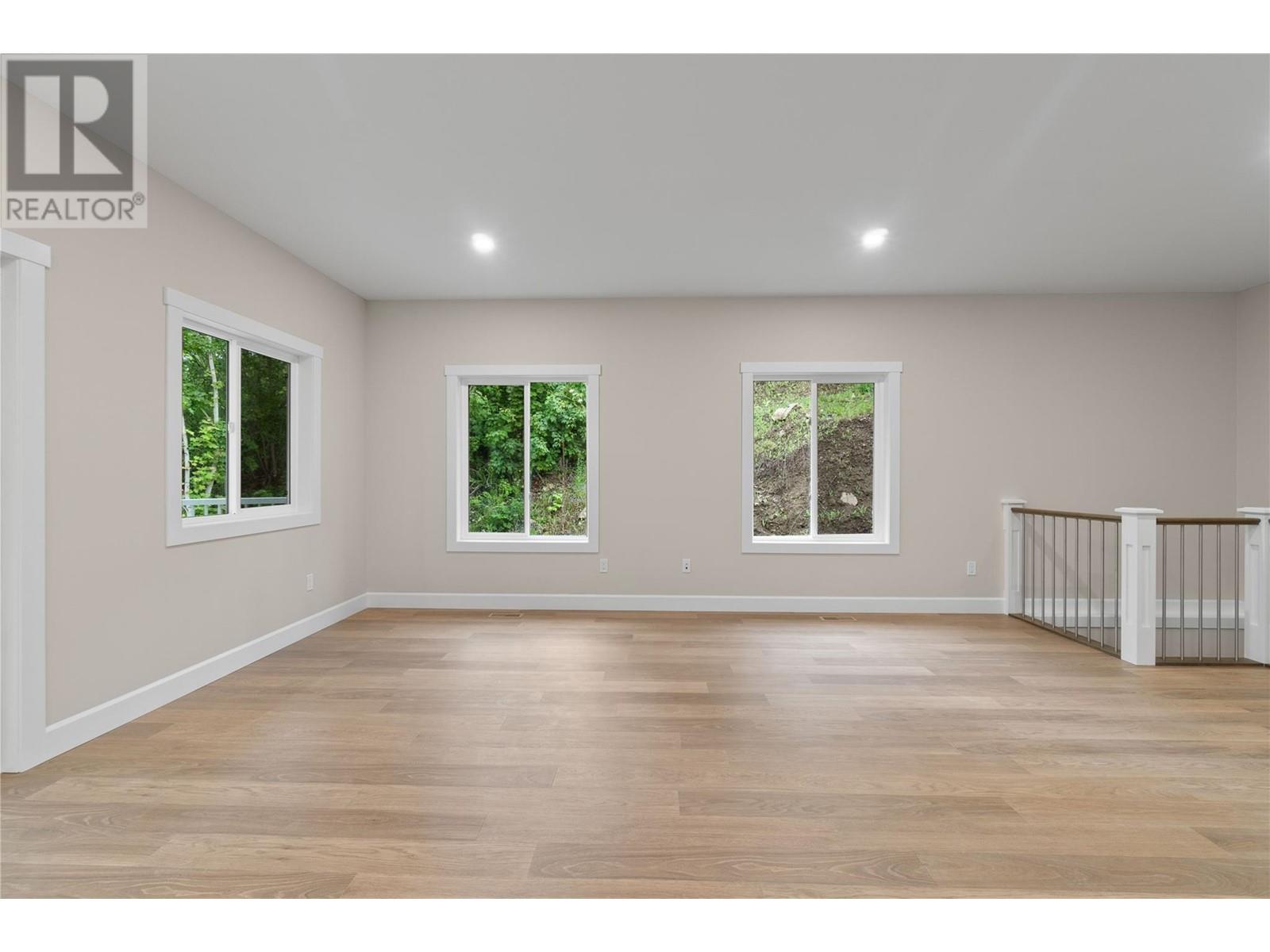 806 Cliff Avenue Unit# 104, Enderby, British Columbia  V0E 1V1 - Photo 32 - 10349545