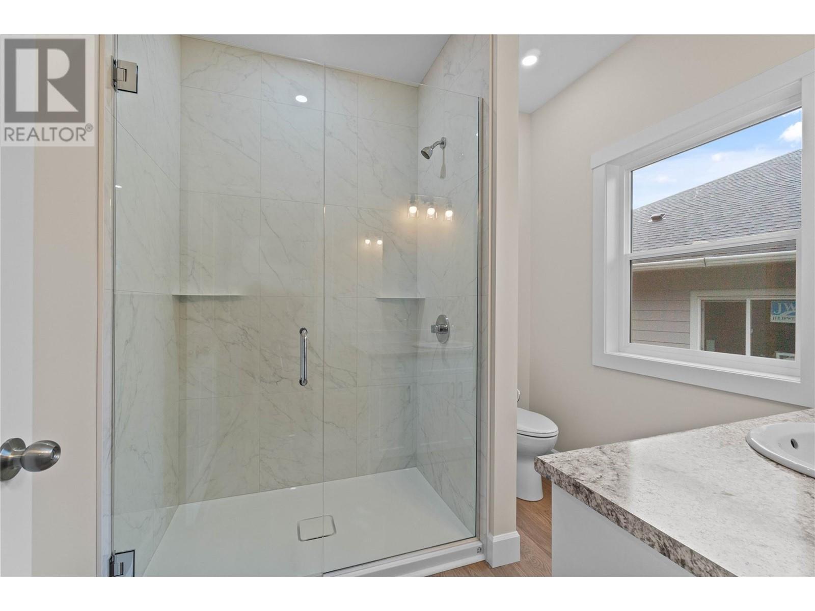 806 Cliff Avenue Unit# 104, Enderby, British Columbia  V0E 1V1 - Photo 7 - 10349545