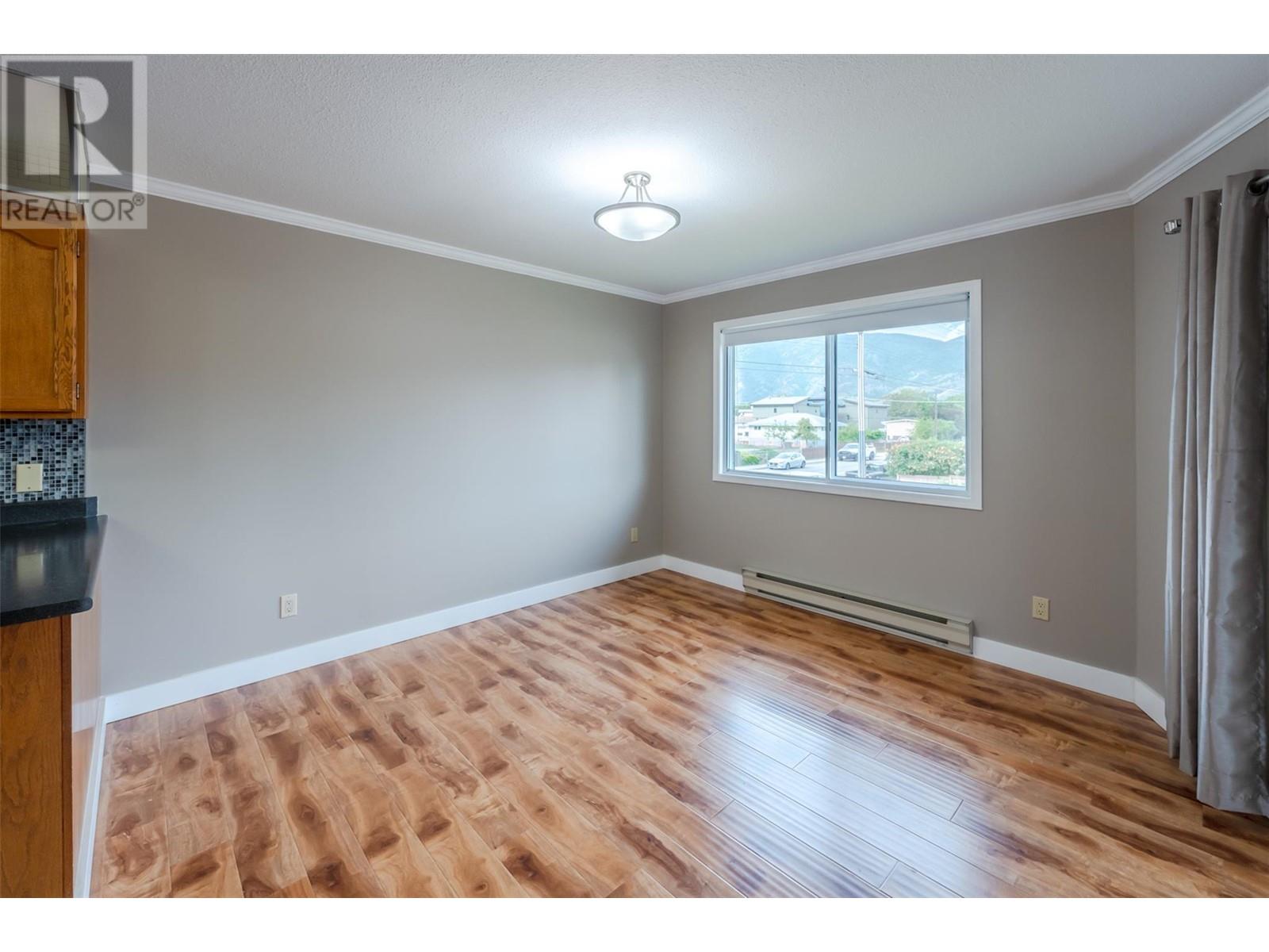 157 Green Avenue W Unit# 201, Penticton, British Columbia  V2A 3S9 - Photo 15 - 10349608