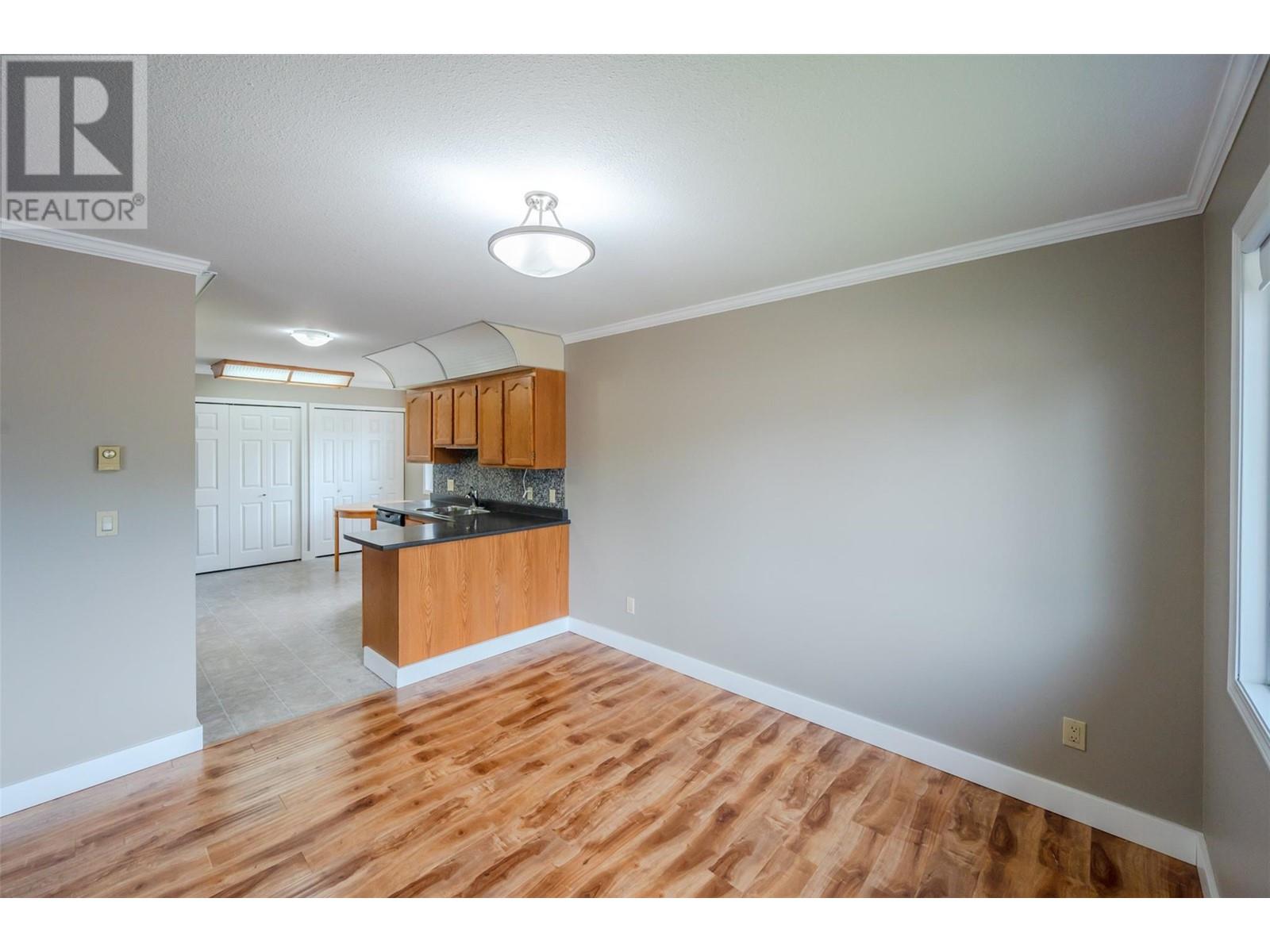 157 Green Avenue W Unit# 201, Penticton, British Columbia  V2A 3S9 - Photo 16 - 10349608