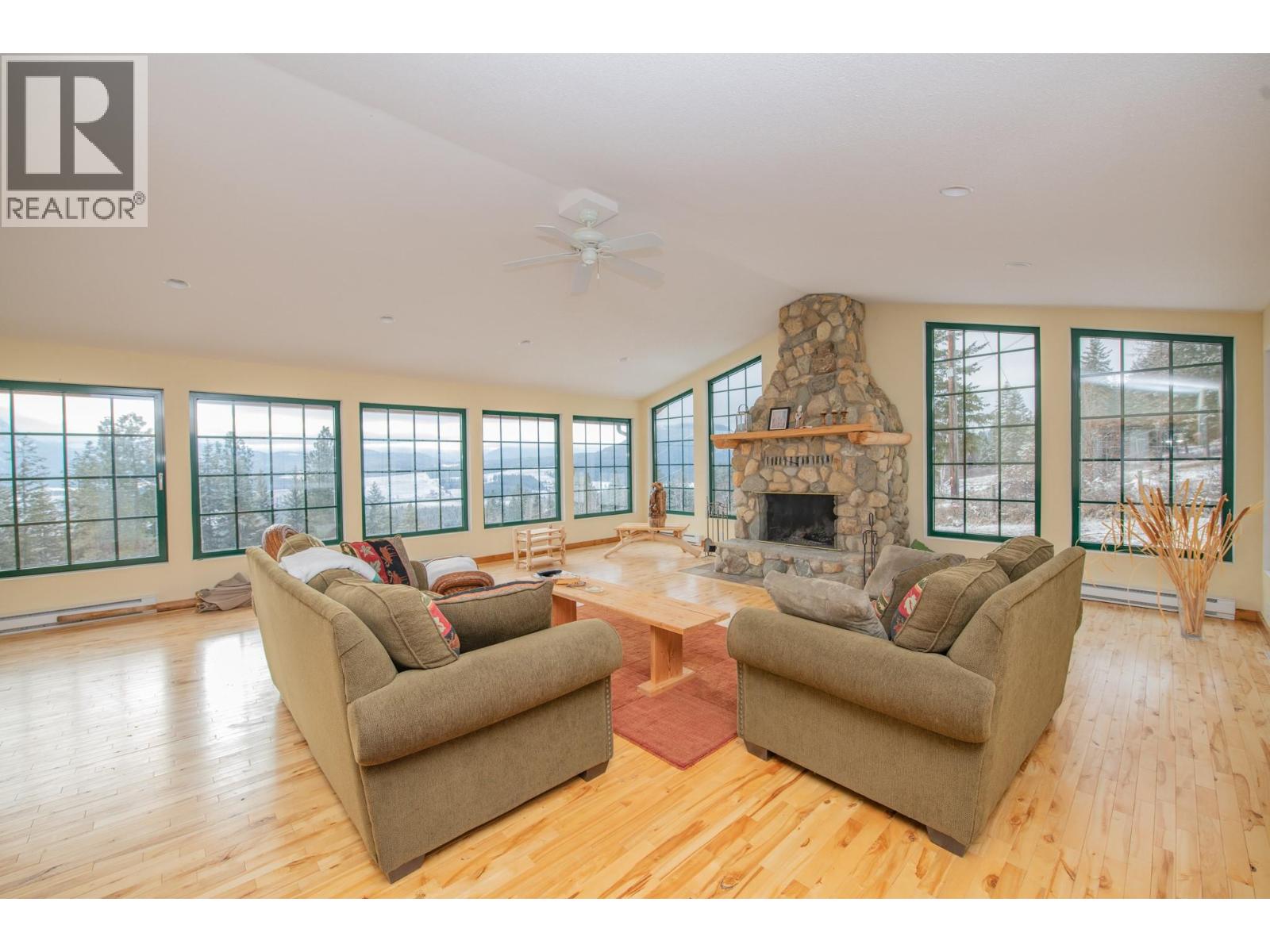 233 Albers Road, Lumby, British Columbia  V0E 2G5 - Photo 11 - 10334462