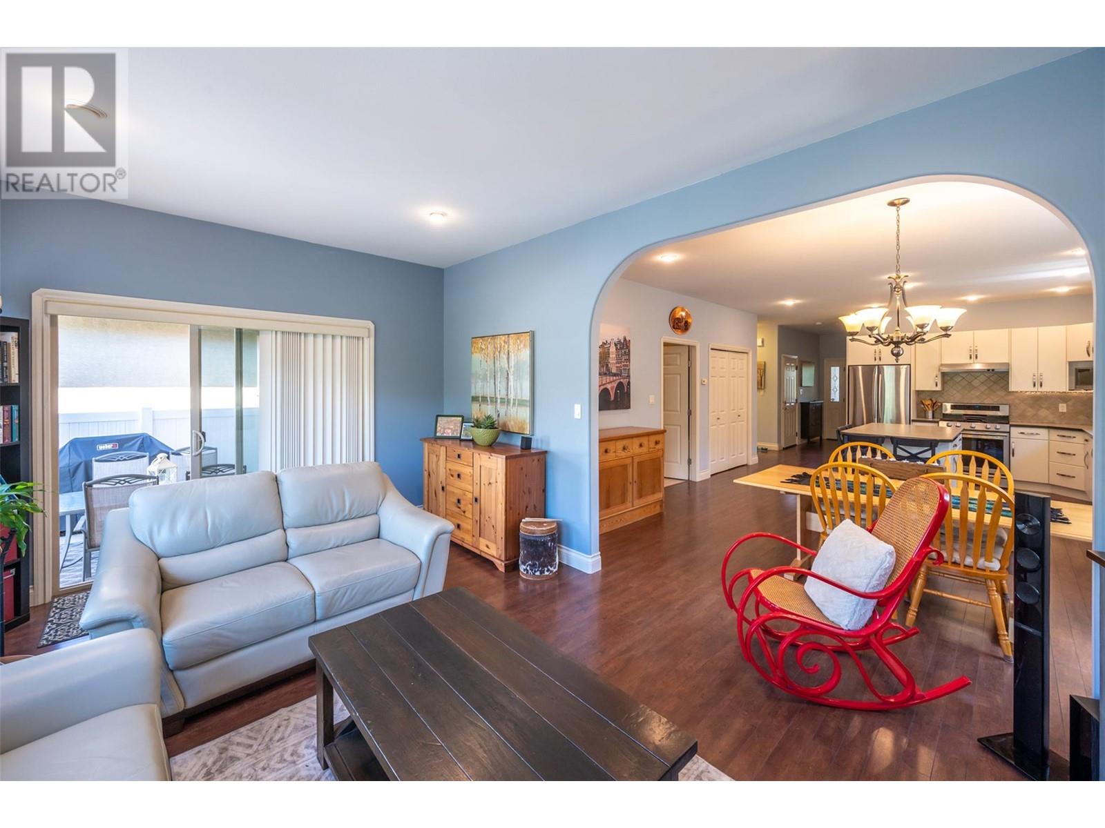 166 Willows Place, Oliver, British Columbia  V0H 1T4 - Photo 4 - 10349385