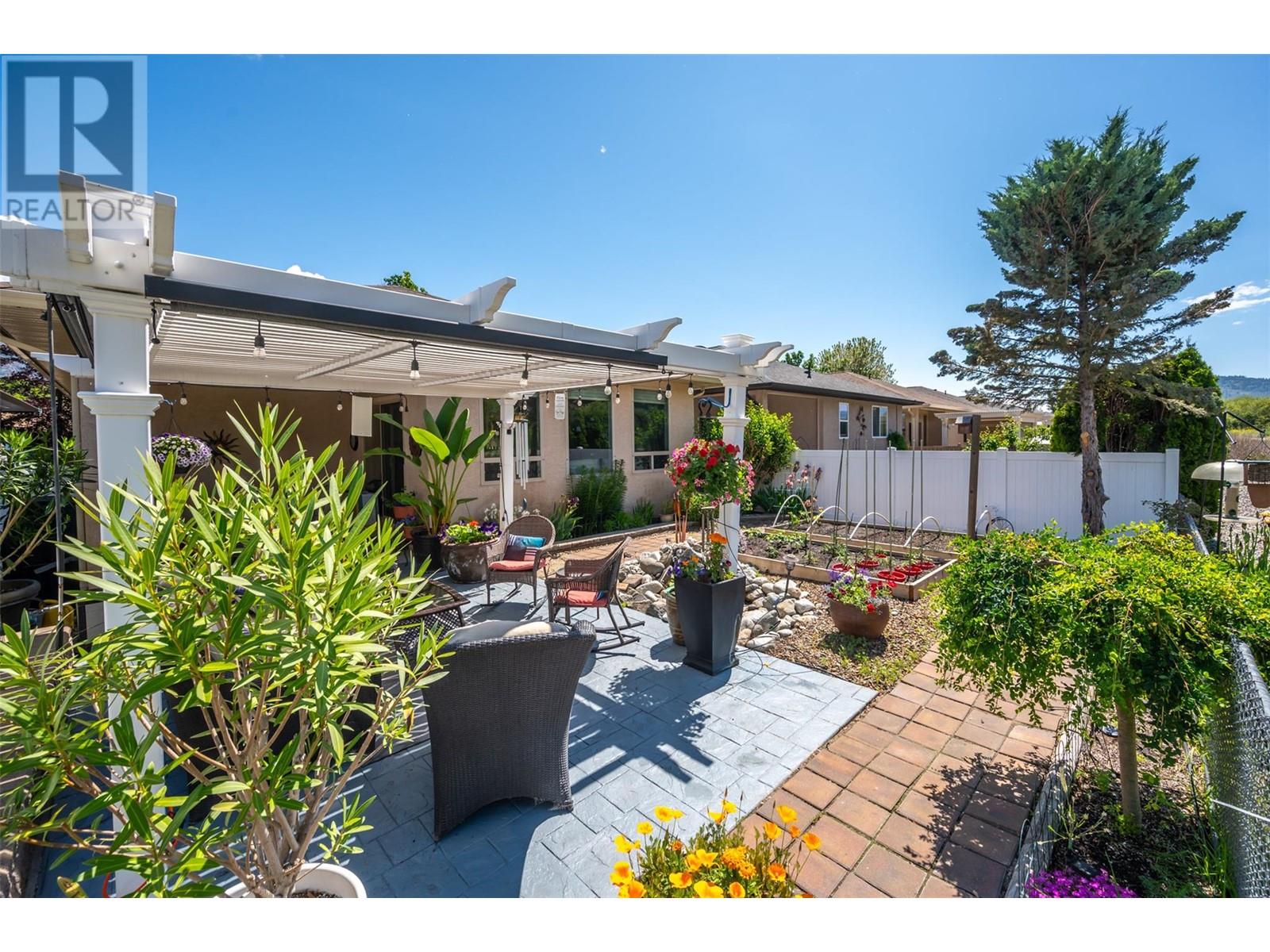 166 Willows Place, Oliver, British Columbia  V0H 1T4 - Photo 45 - 10349385