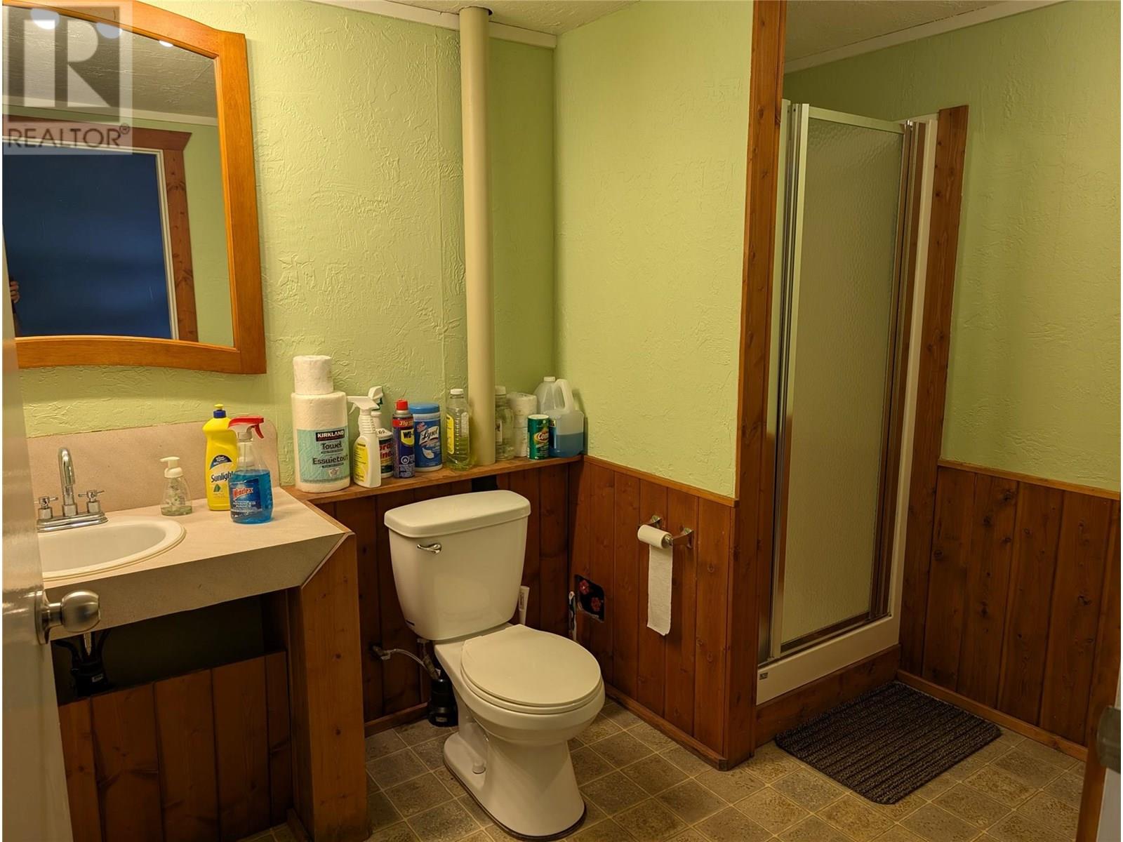 3838 Squilax Anglemont Road, Scotch Creek, British Columbia  V0E 1M5 - Photo 12 - 10349371